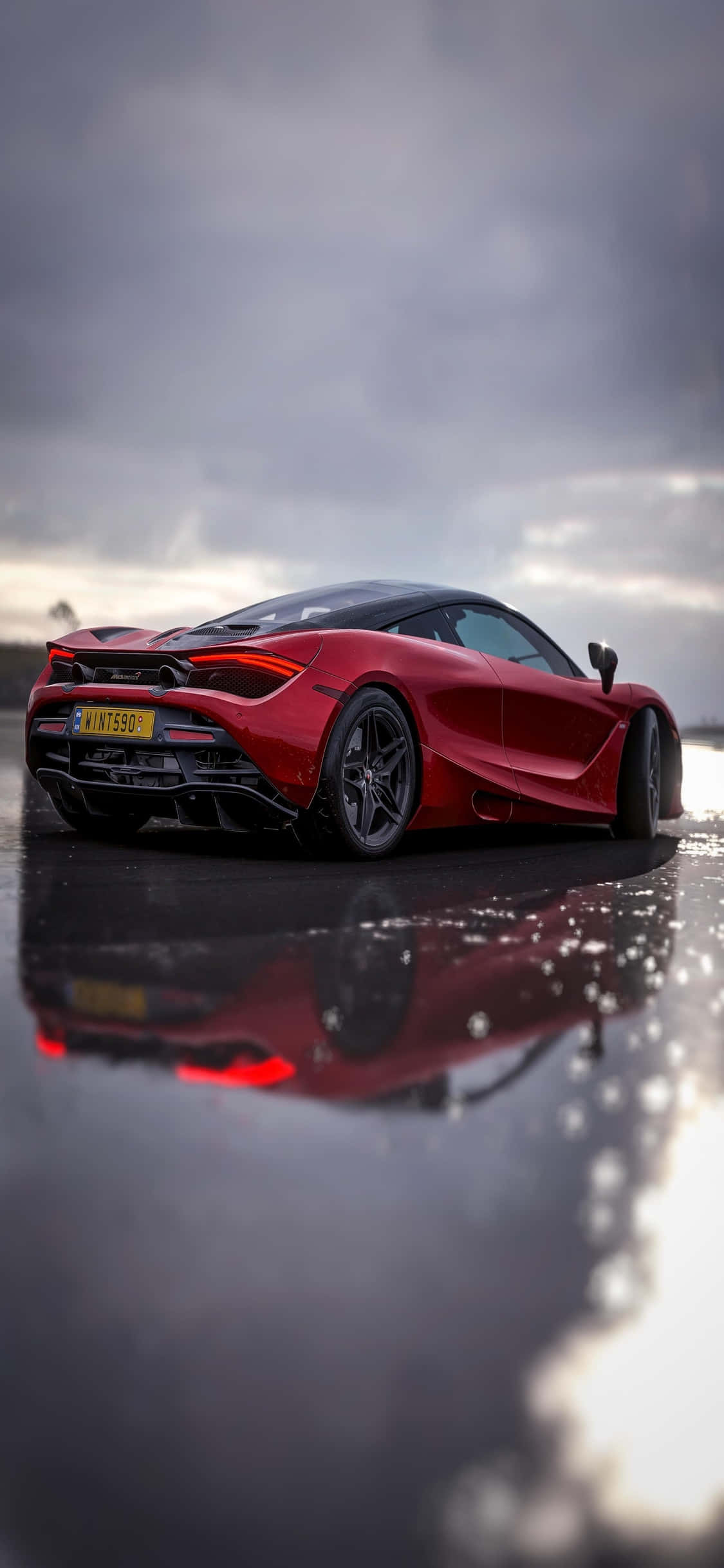 iPhone Xs McLaren 720s ile Hız ve Lüksü Deneyimleyin Duvar Kağıdı