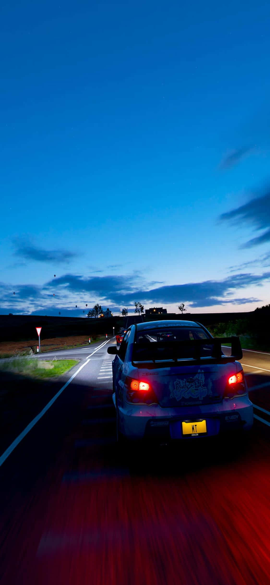 iPhone Xs ve Forza Horizon 4 ile Hızla İlerleyin Duvar Kağıdı
