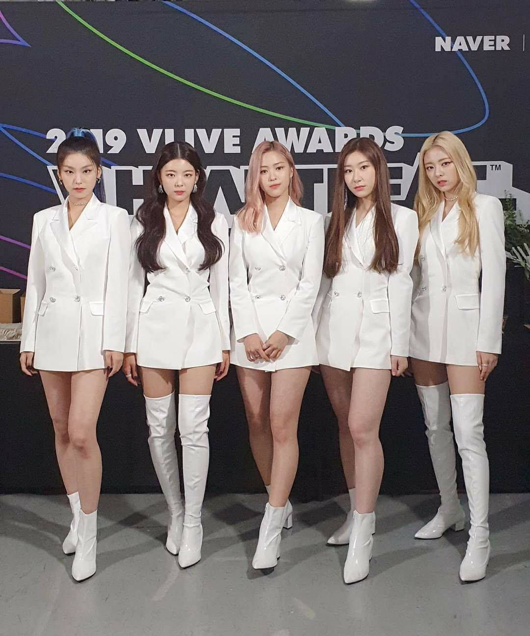 ITZY Vlive Ödülleri 2019 Duvar Kağıdı