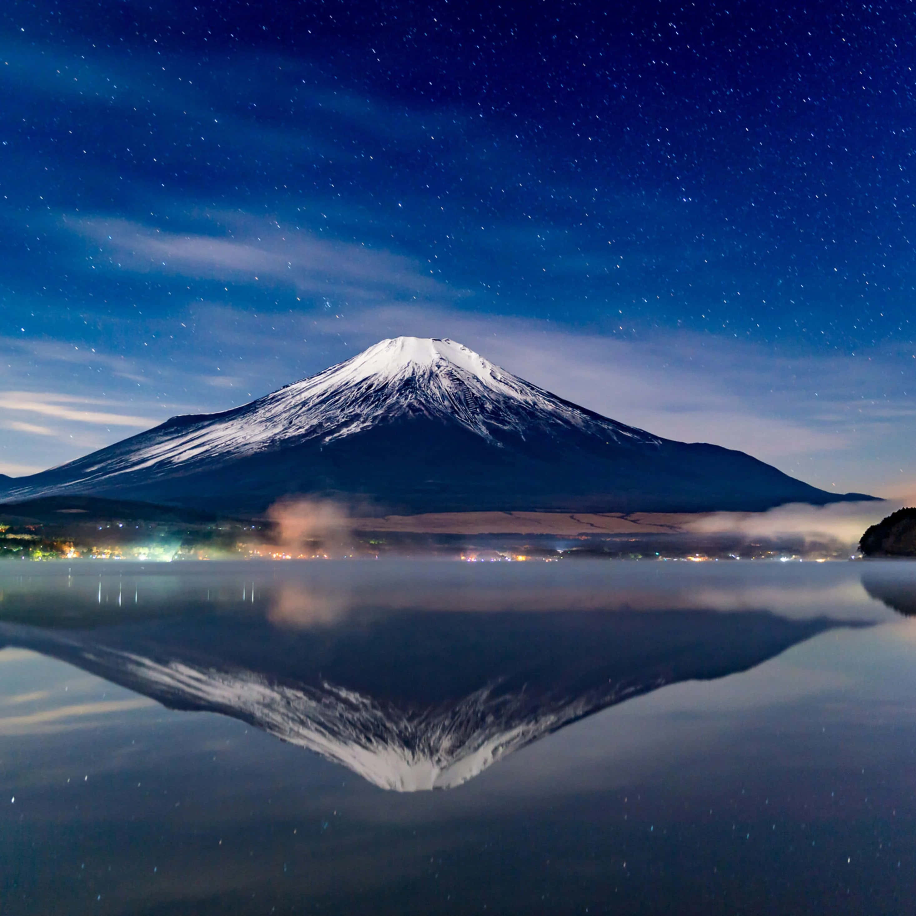Japonya'nın Simgesel Dağı Fuji Duvar Kağıdı
