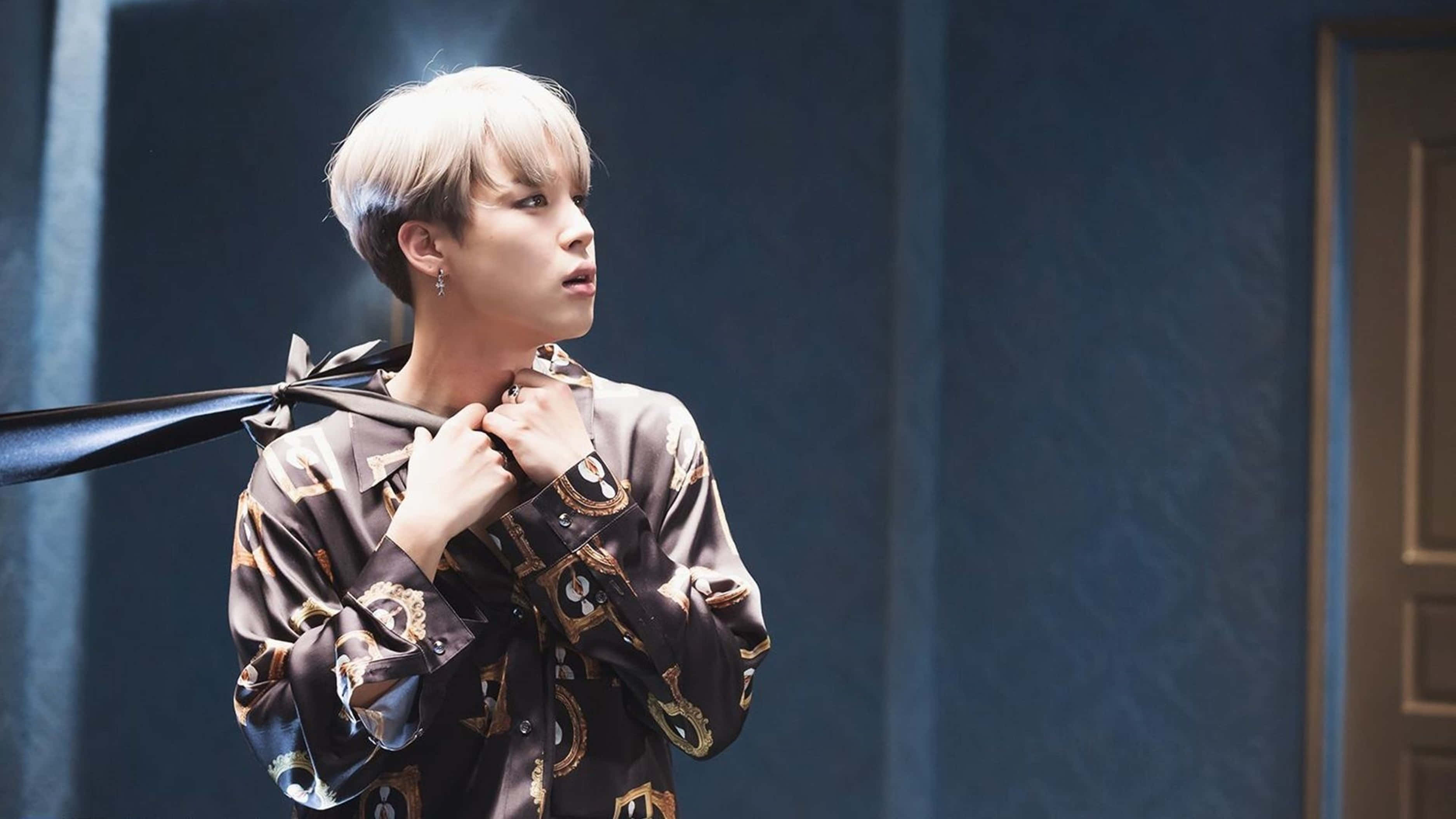 Jimin HD Kan, Ter ve Gözyaşı MV Duvar Kağıdı