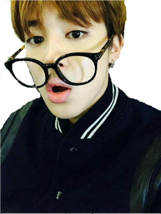 Jimin'in Gözlüklü Şaşkın Bakışı Duvar Kağıdı