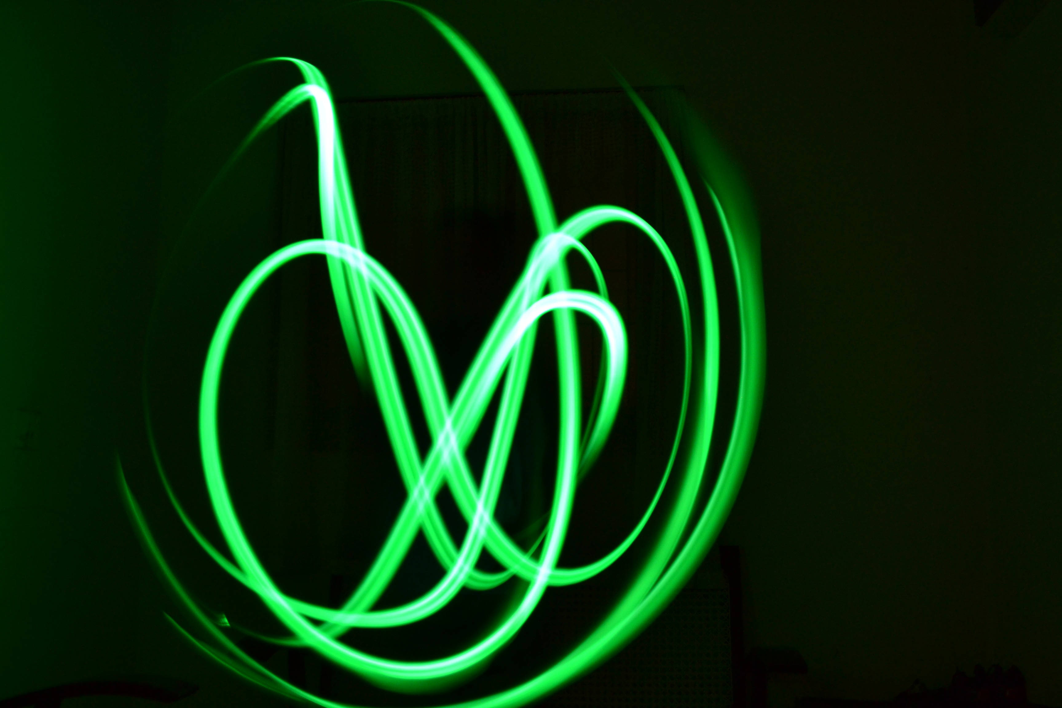 Karanlıkta Parlayan Neon Yeşil Duvar Kağıdı