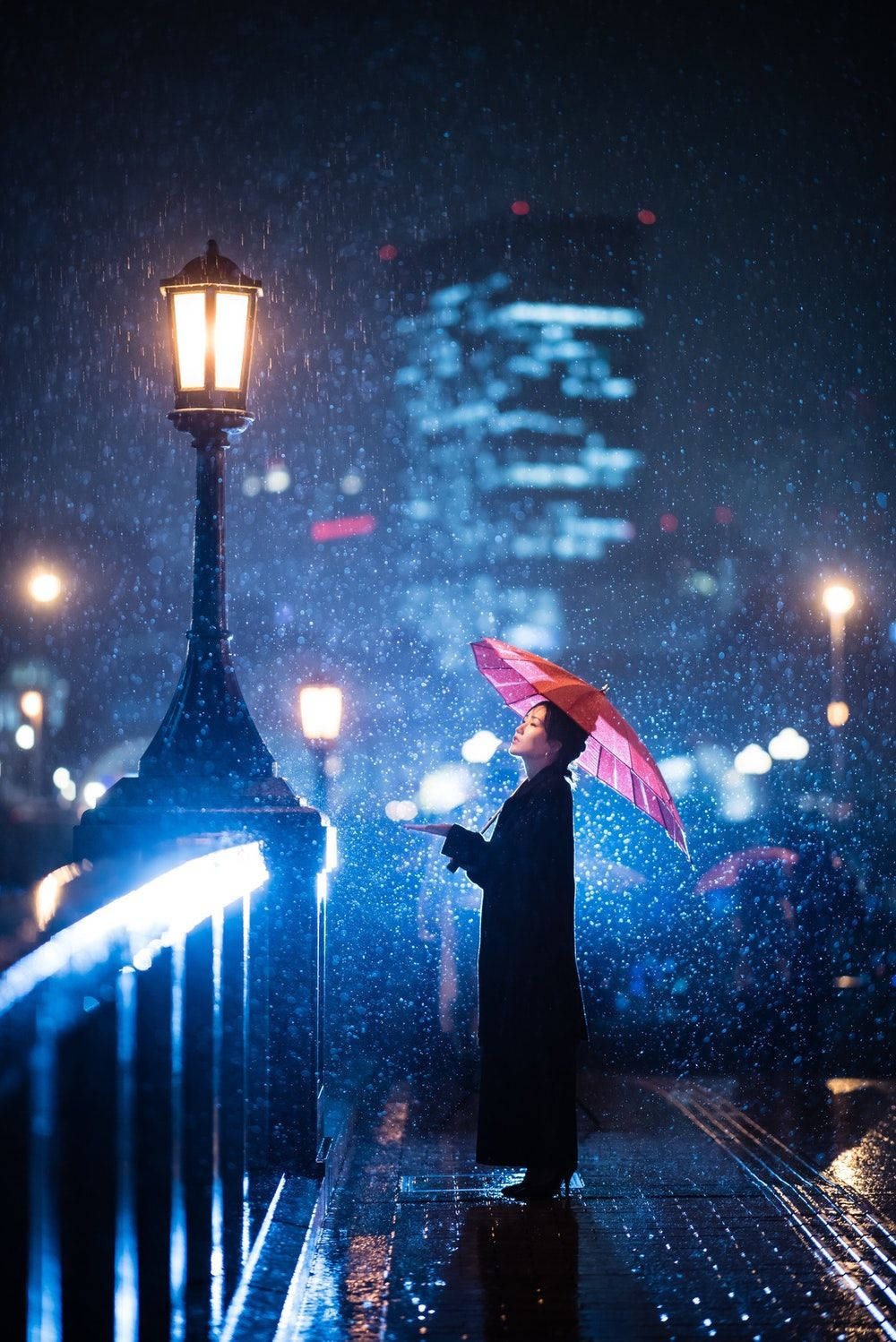 Kesintisiz Yağmurlu Gece Duvar Kağıdı
