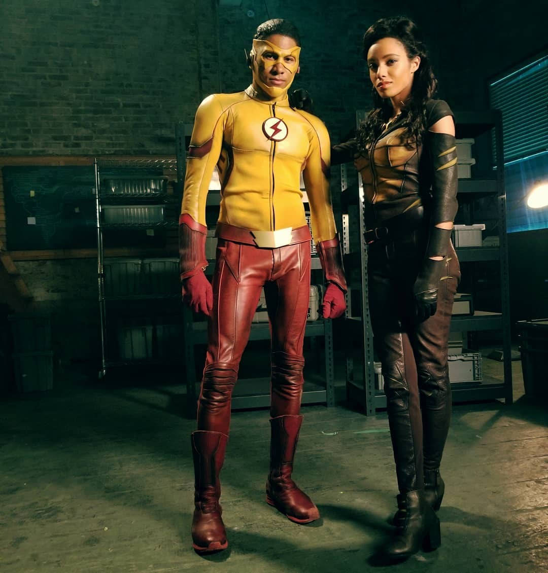 Kid Flash ve Vixen Duvar Kağıdı