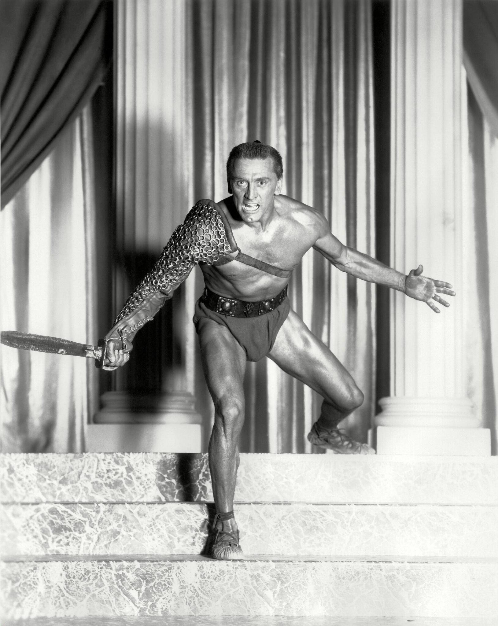 Kirk Douglas Gladyatör Kostümüyle Duvar Kağıdı