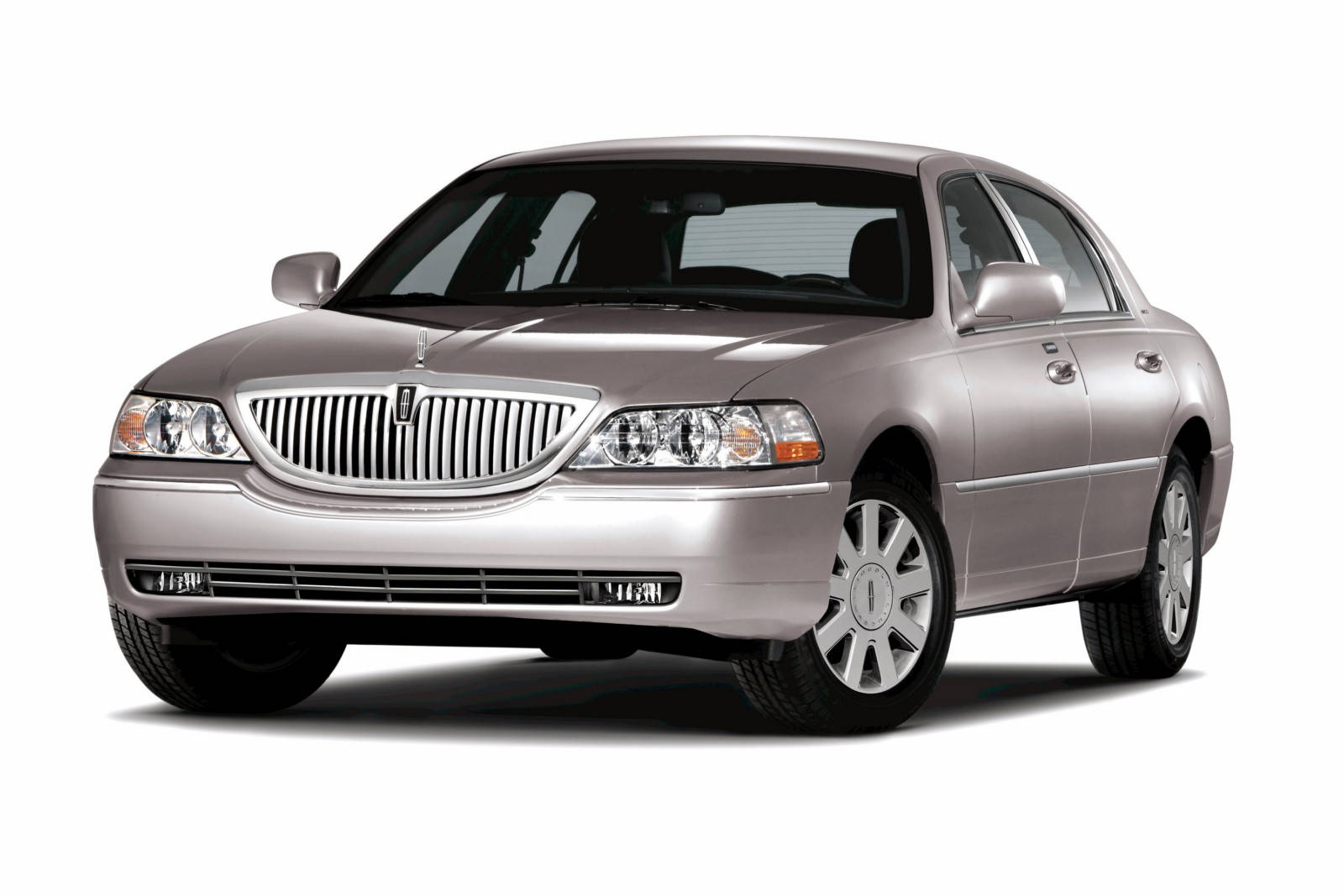 Klasik Lincoln Town Car 2007 Modeli
