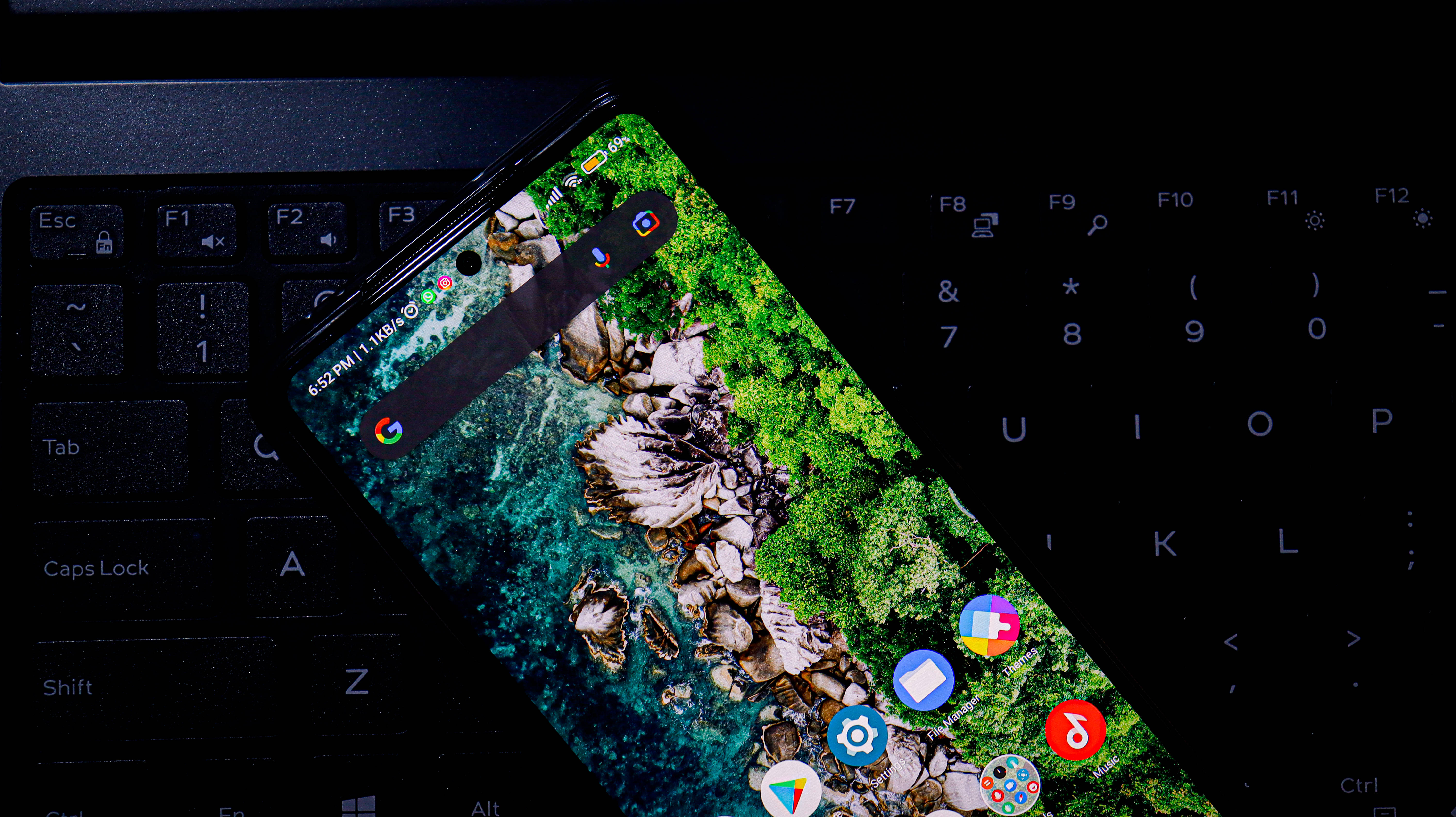 Klavyede Xiaomi Akıllı Telefon Duvar Kağıdı