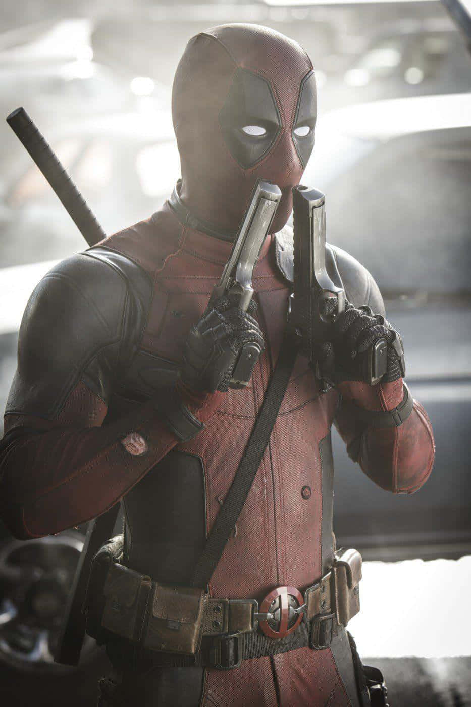 Konuşkan Ağızlı Adam Geri Döndü - Deadpool 2 Film Posteri Duvar Kağıdı