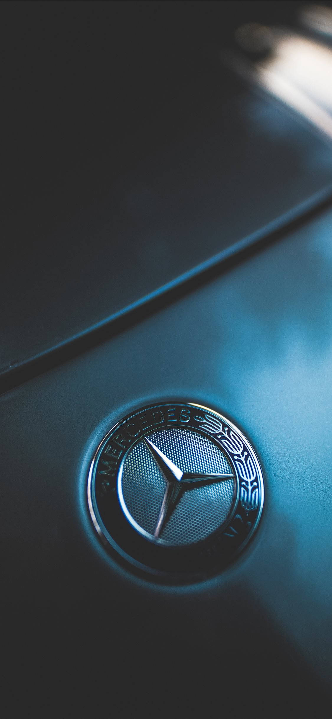 Koyu Mavi Logolu Mercedes iPhone X Duvar Kağıdı