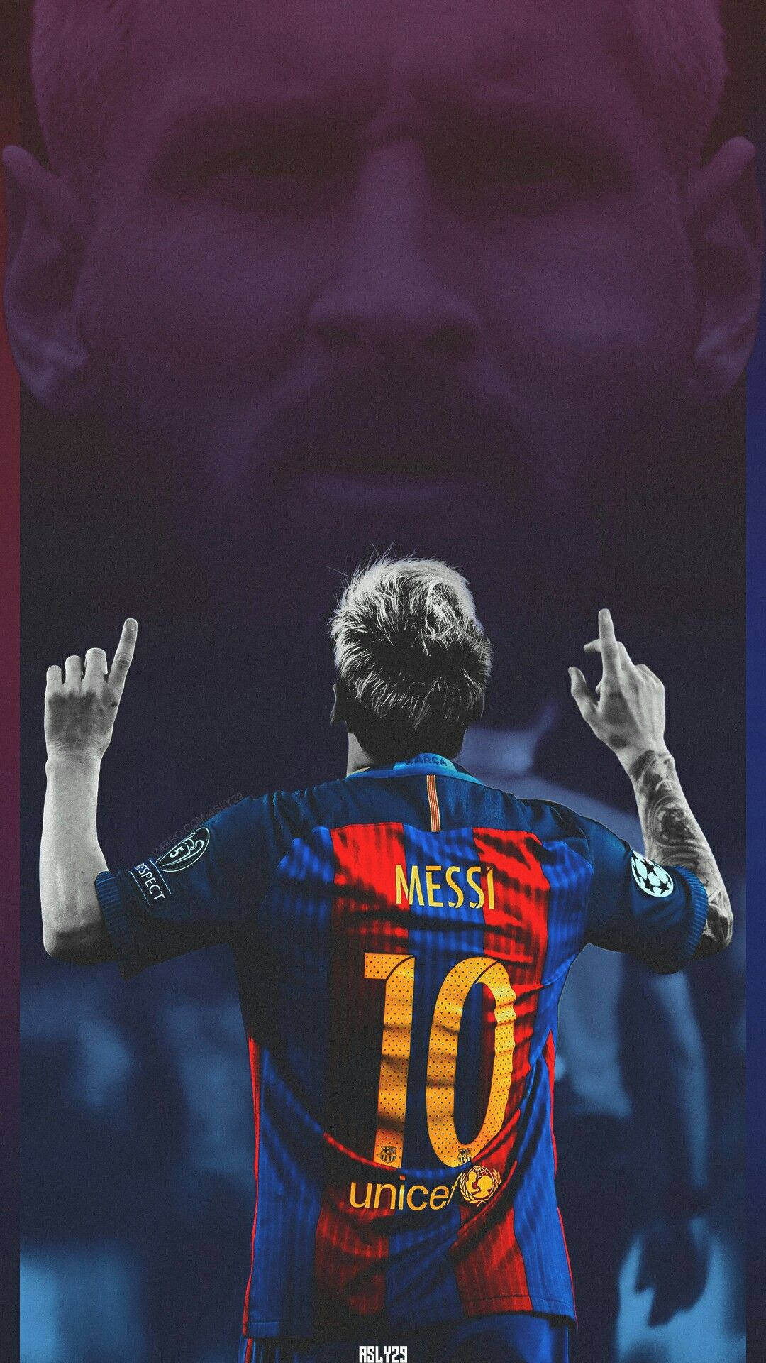 Kral Lionel Messi, Üç Kez Ballon d'Or Kazananı, Gökyüzünü İşaret Ediyor Duvar Kağıdı