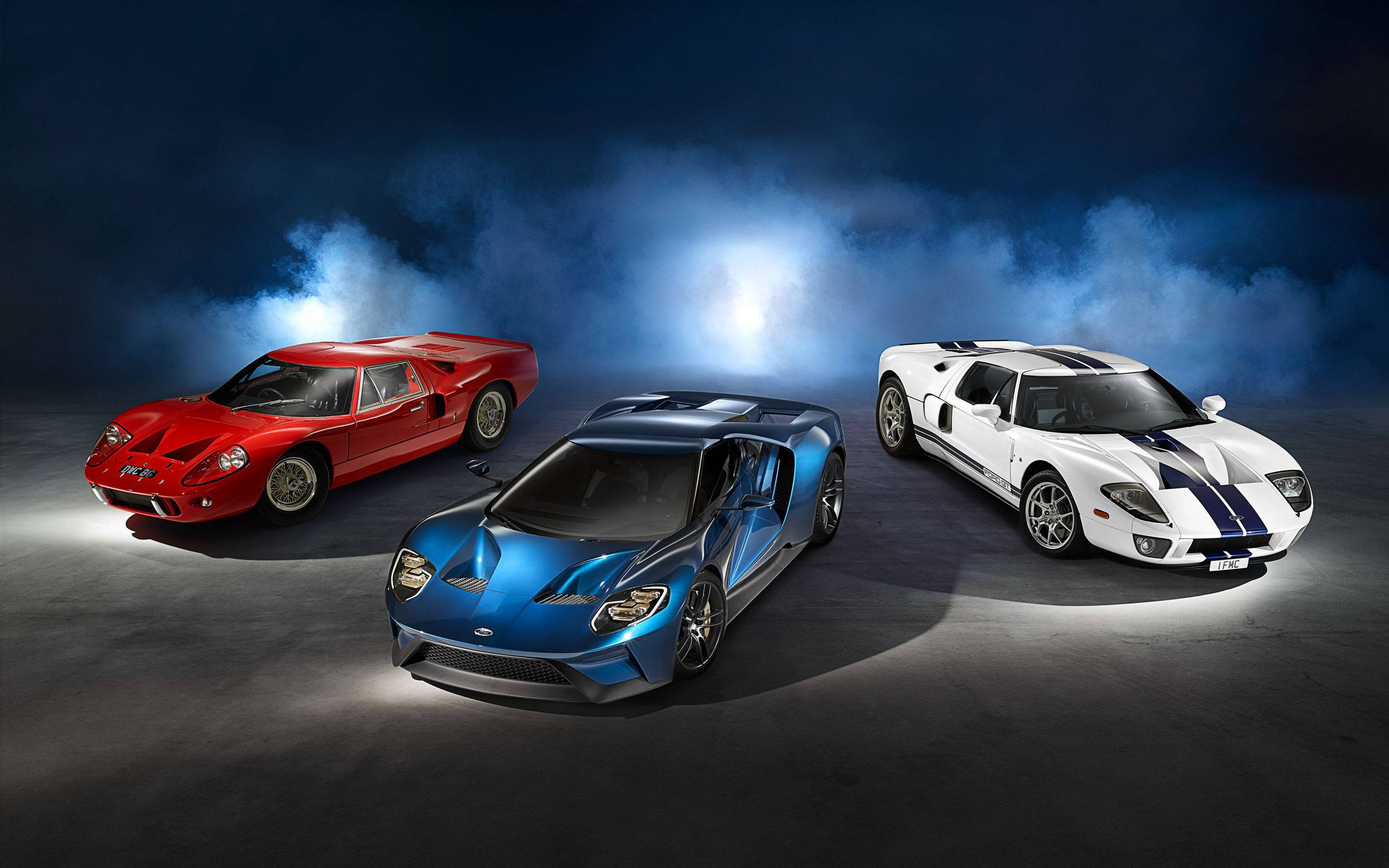 Kırmızı, Mavi ve Beyaz Ford GT Duvar Kağıdı
