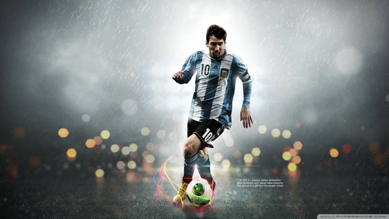 Lionel Messi yağmurda dripling yapıyor Duvar Kağıdı