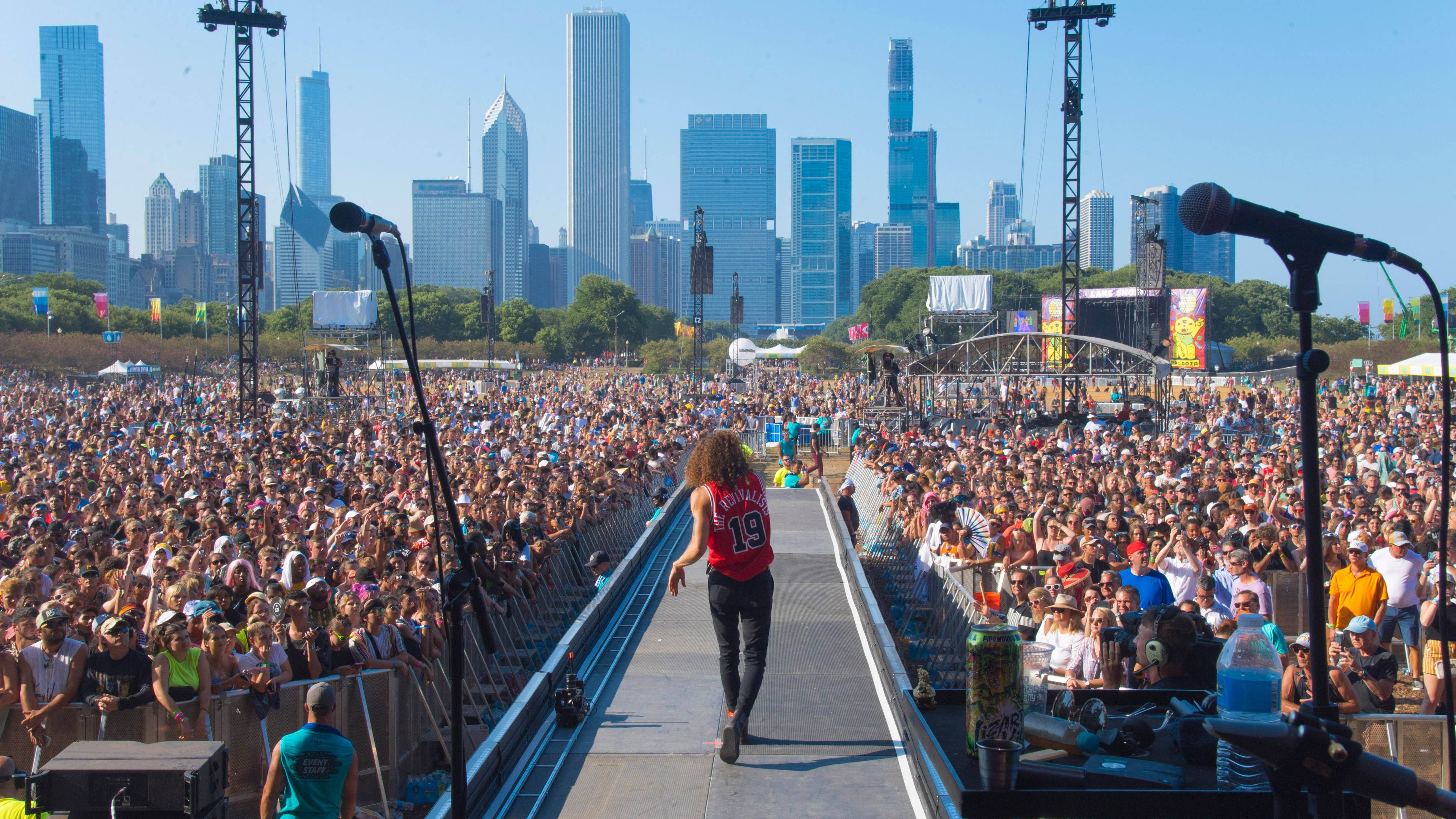 Lollapalooza Chicago'da Güneşli Yaz Gününün Tadını Çıkarın! Duvar Kağıdı