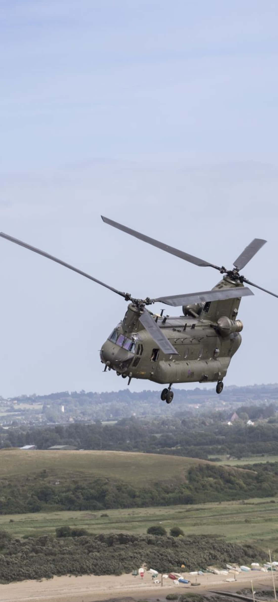 Lüks bir iPhone Xs Helikopteriyle dünyanın kuşbakışı görünümü Duvar Kağıdı