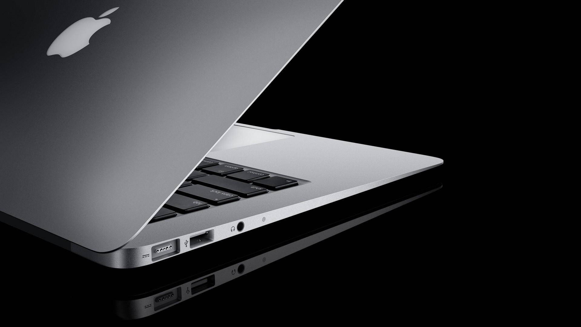 MacBook Air Şık Duvar Kağıdı