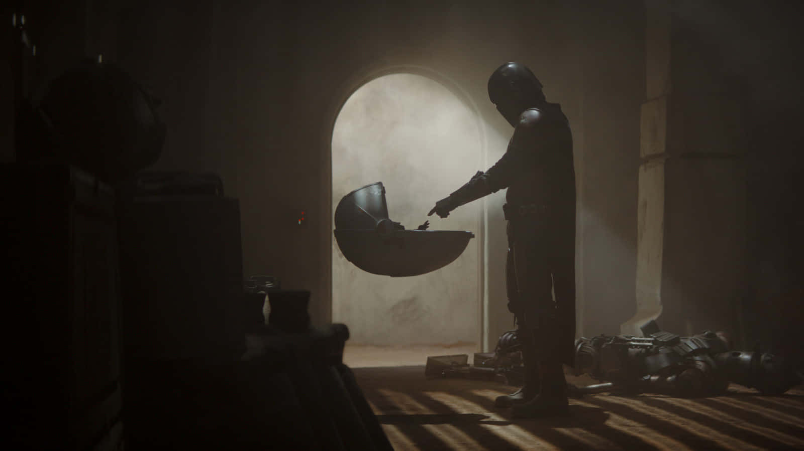 Mandalorian Yoda Oyun Odasında Oynuyor Duvar Kağıdı