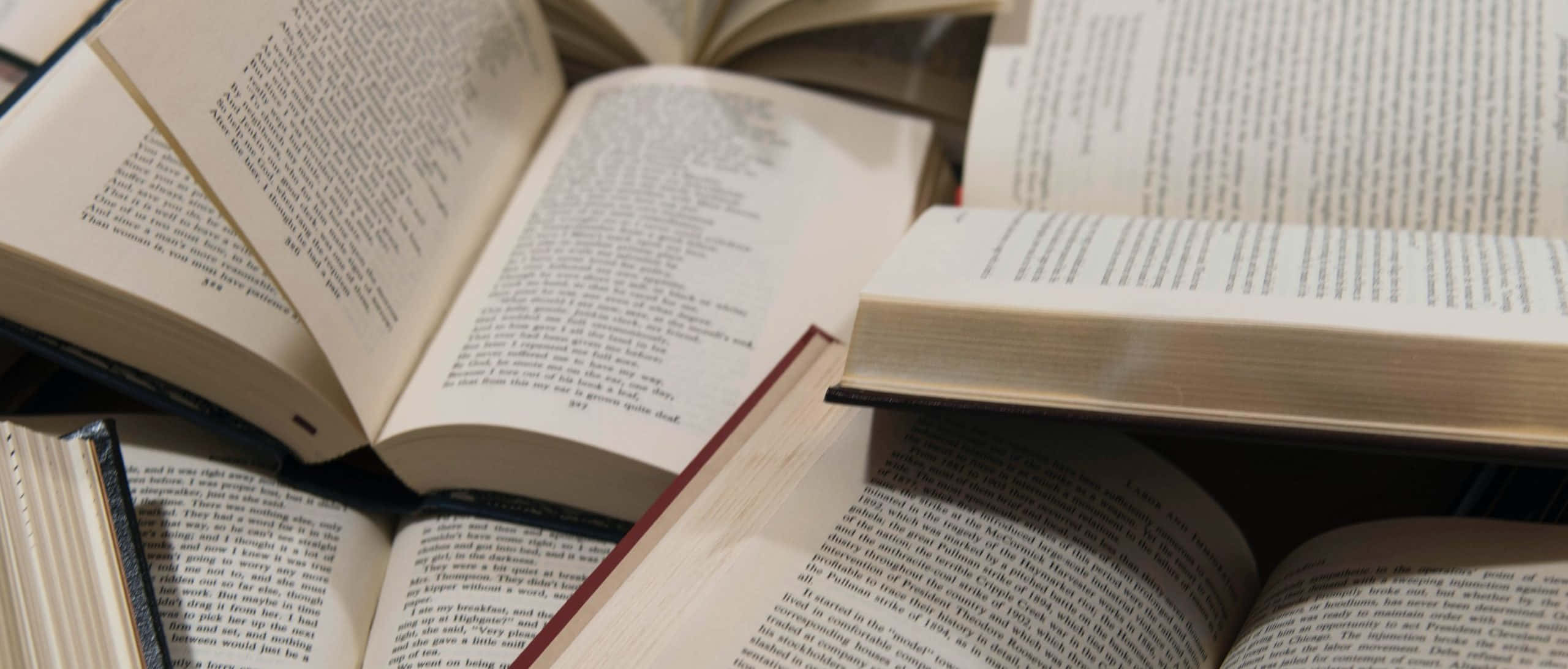 masada bir yığın kitap Duvar Kağıdı