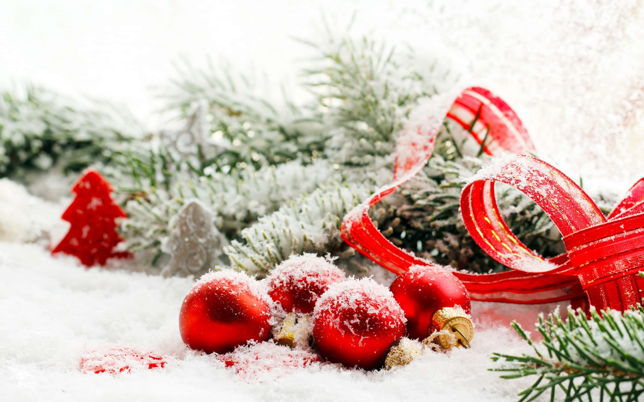 Masaüstünüzü Bu Noel'de Parlatın Duvar Kağıdı