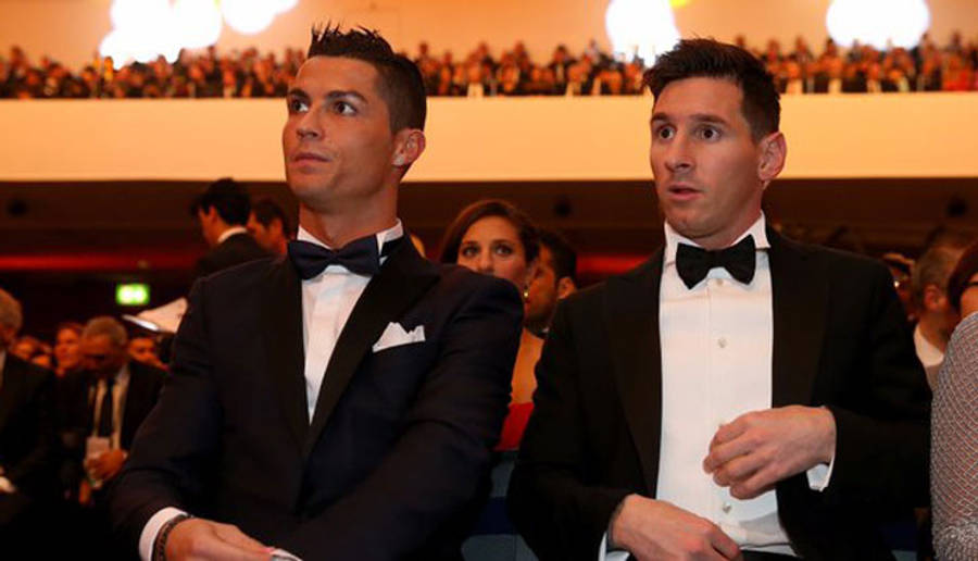 Messi ve Ronaldo Siyah Takım Elbiseli 4K Duvar Kağıdı