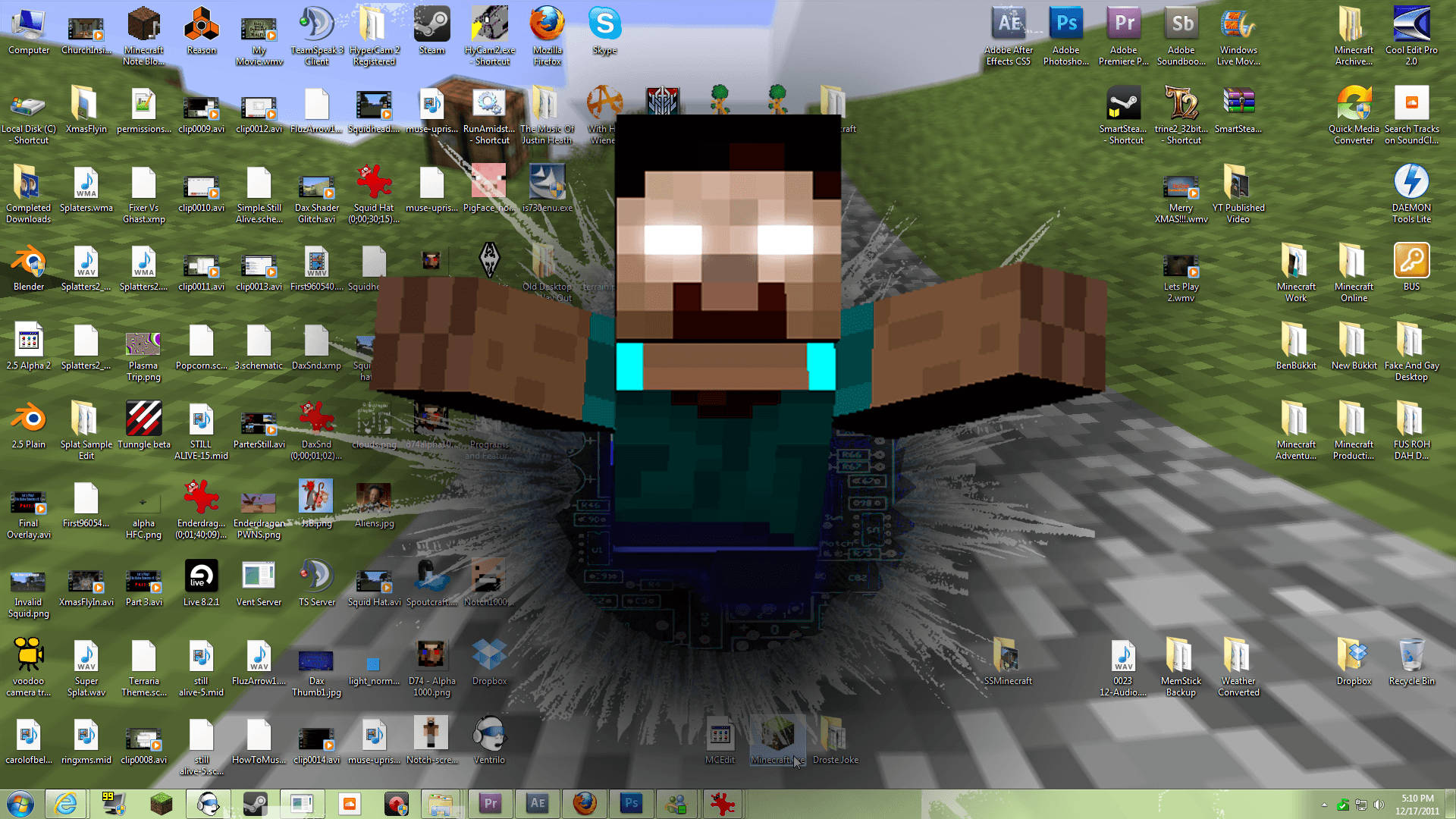 Minecraft Herobrine Bilgisayar Ekranından Çıkıyor Duvar Kağıdı