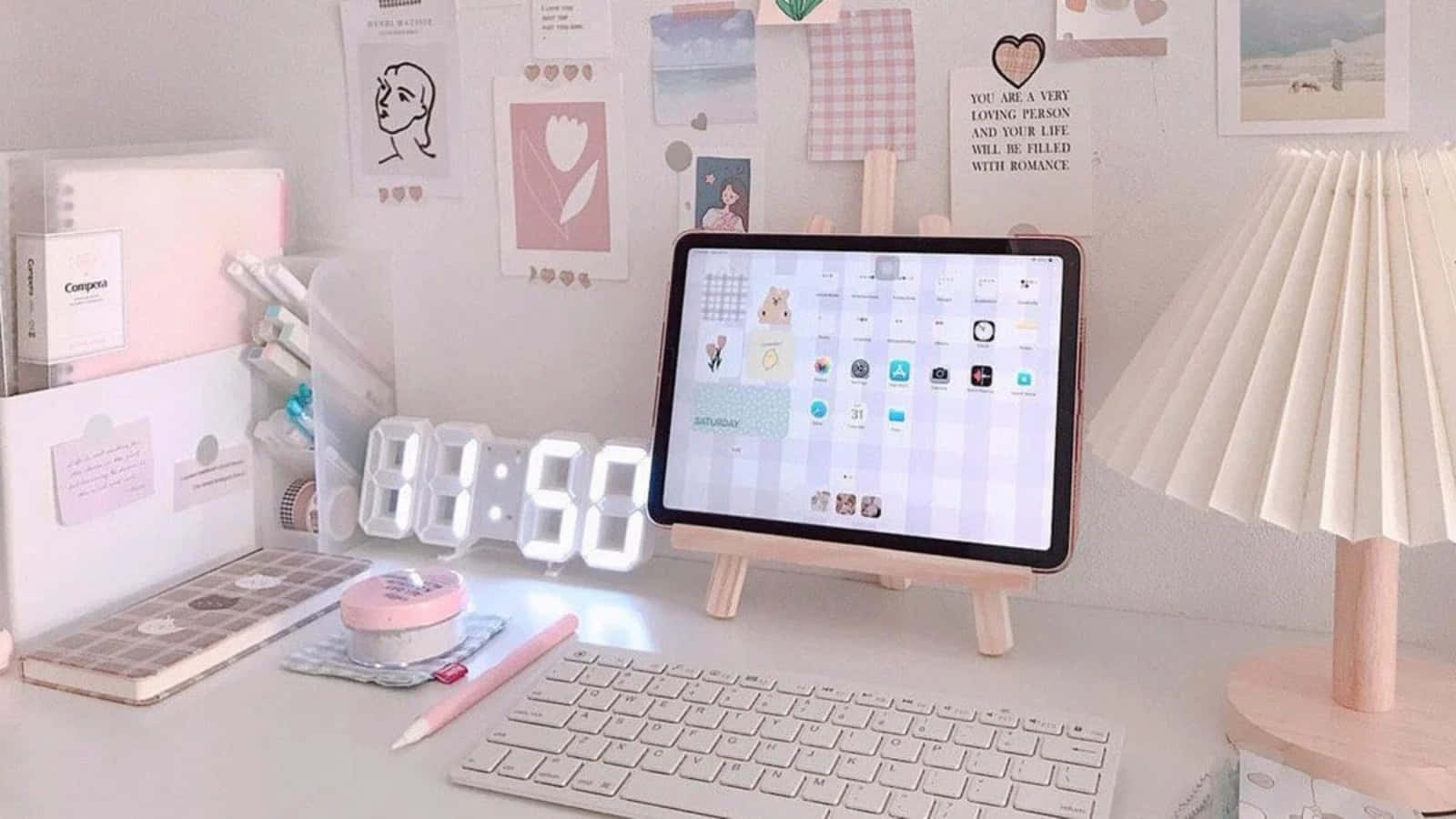 Modern bir çalışma alanı deneyimi sunan estetik bir iPad Duvar Kağıdı
