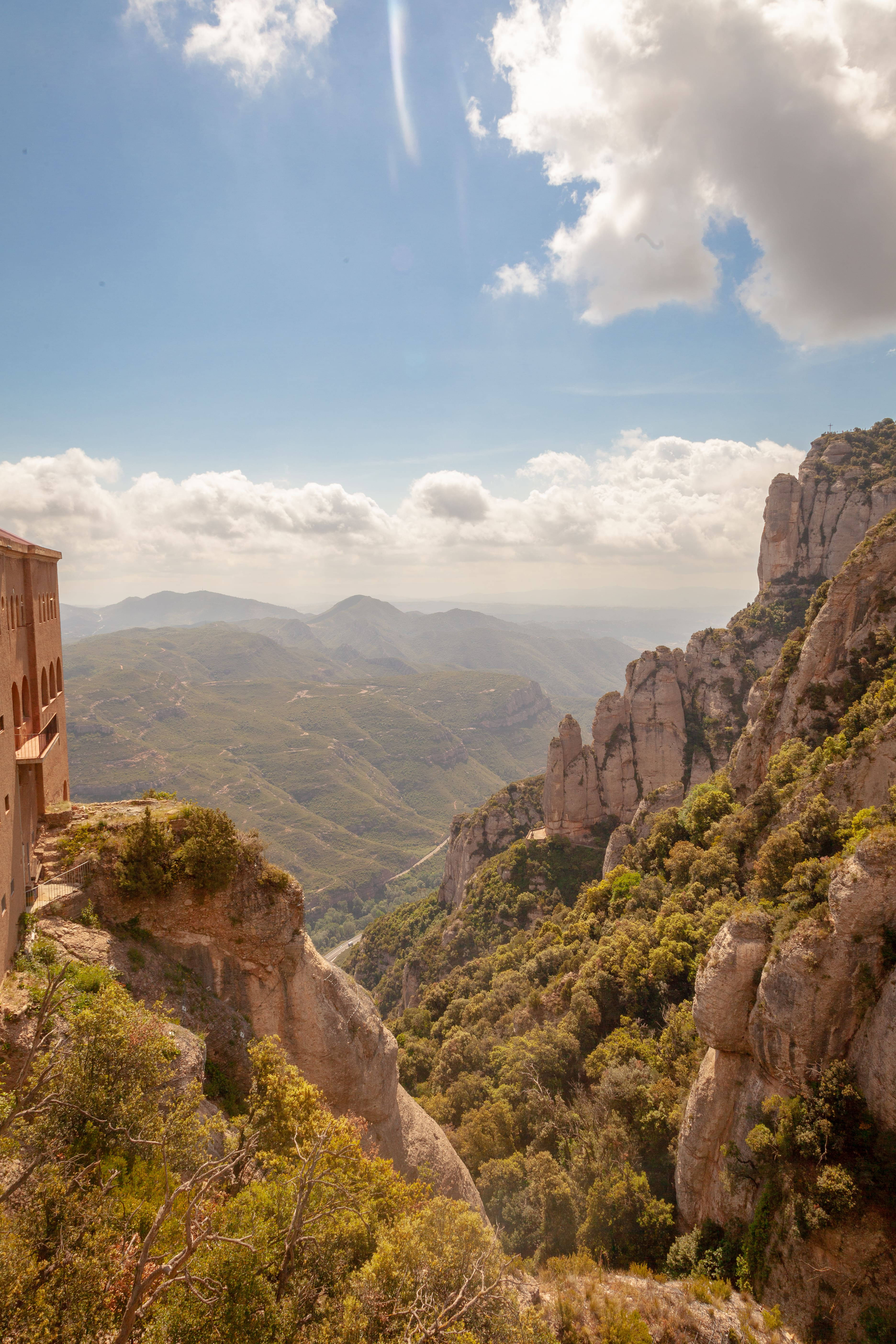 Montserrat Orman Dağları Duvar Kağıdı