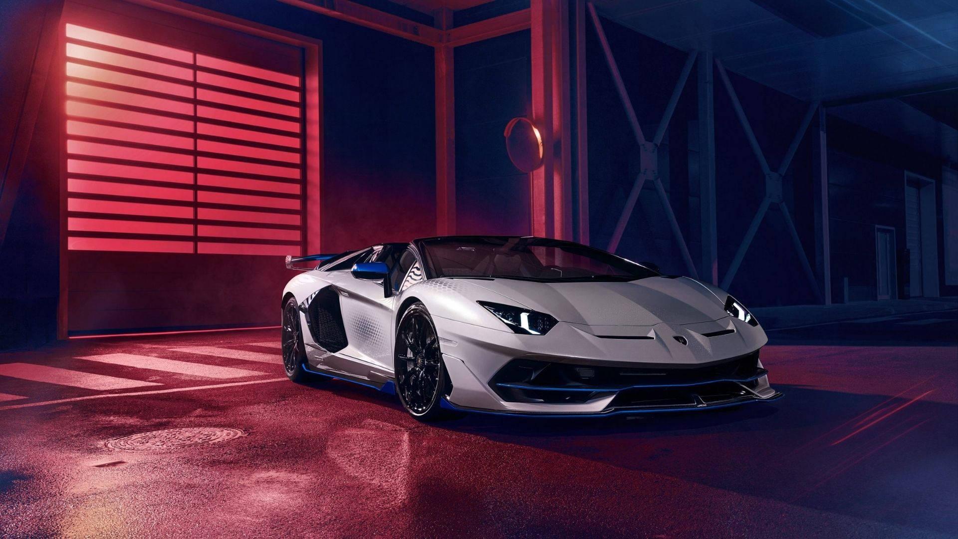Muhteşem bir Lamborghini Aventador SVJ Xago gece mavisi renginde Duvar Kağıdı