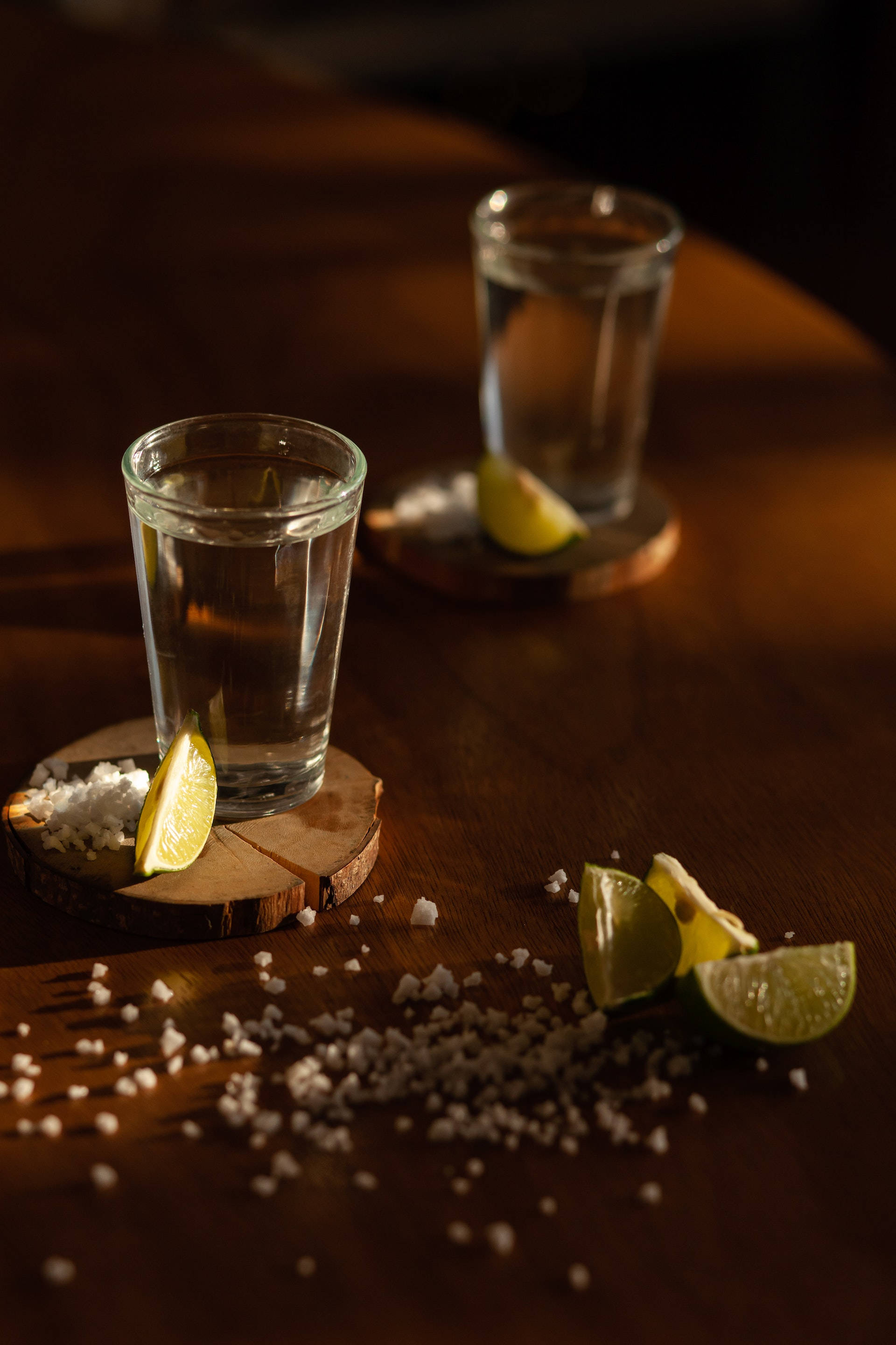 Mükemmel Tekila Shotları Kireç ve Tuzla Sunuldu Duvar Kağıdı