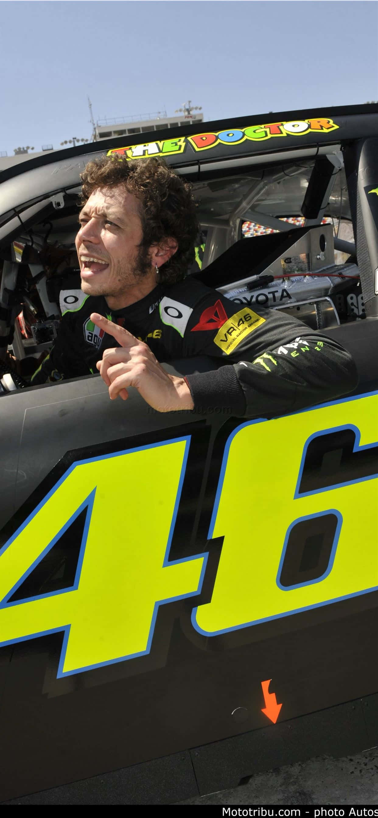 Nascar iPhone - En Heyecan Verici Yarış Aksiyonu Parmaklarınızın Ucunda Duvar Kağıdı