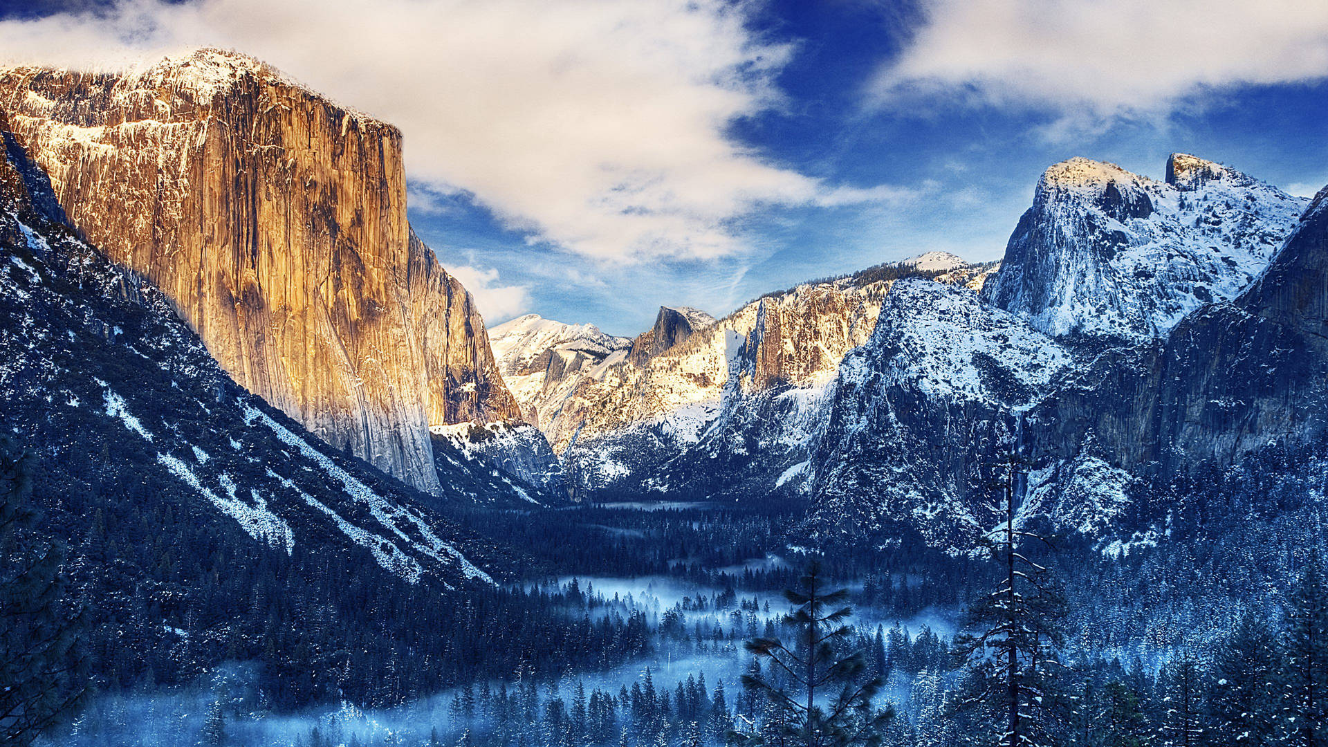 Yosemite vadisinde dağ 4k duvar kağıdı.