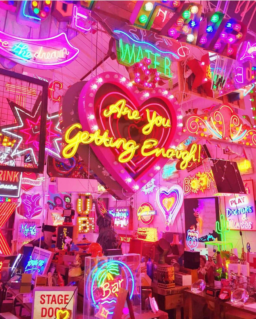 Neon hayatını aydınlatsın! Duvar Kağıdı