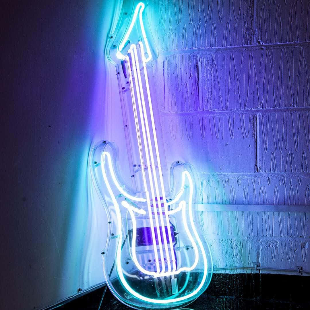 Neon mavi estetiğinin gücünü kucaklayın. Duvar Kağıdı