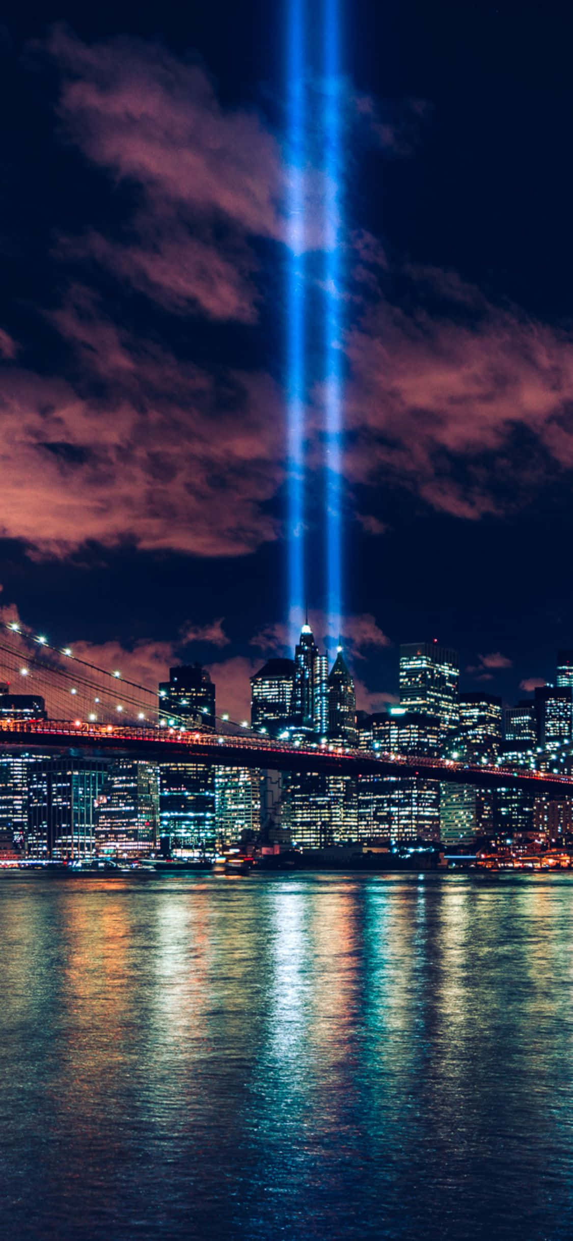 New York silüetinin güzelliğini iPhone X'inizle izleyin. Duvar Kağıdı