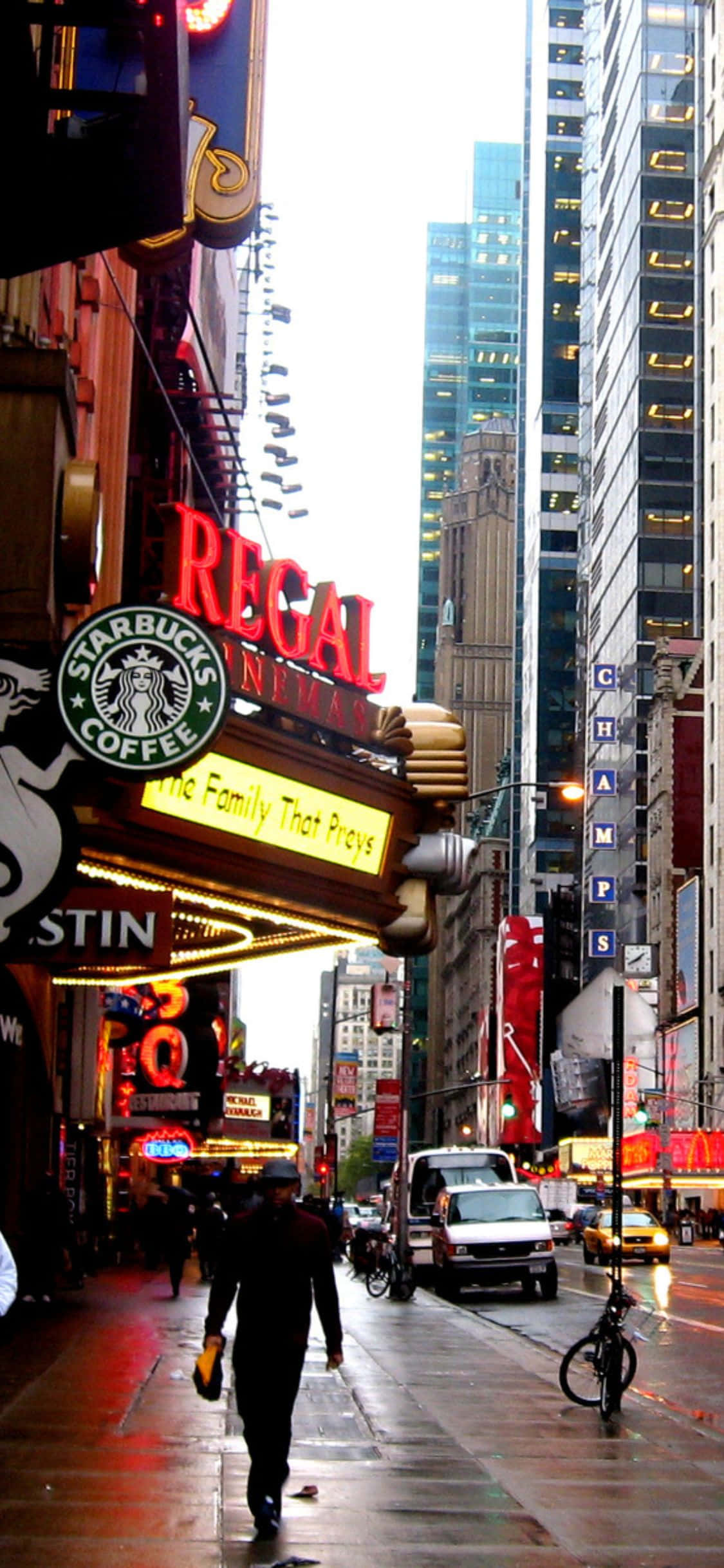 New York silüeti iPhone X'e yansıyor Duvar Kağıdı