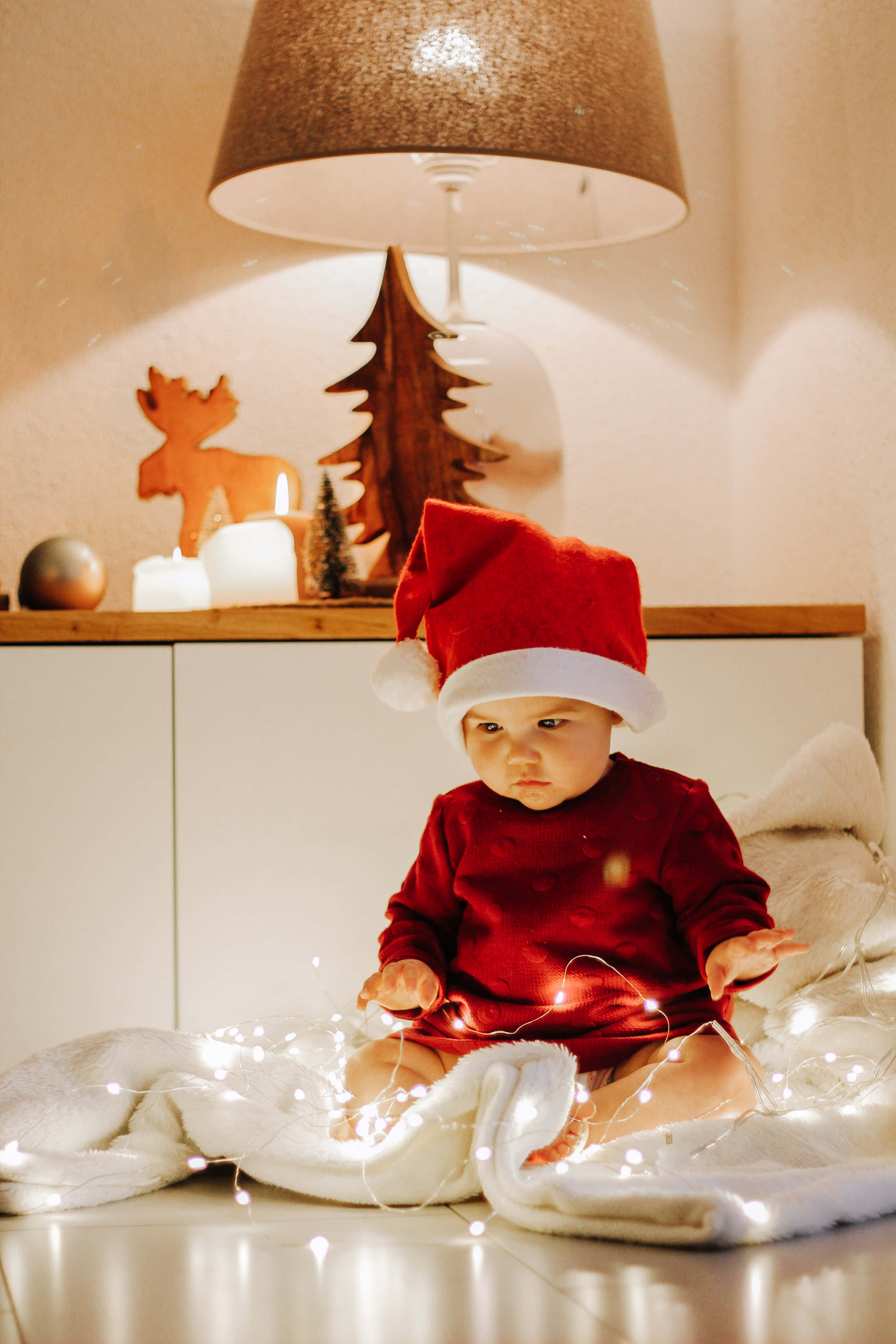 “Noel'i Her Bir Elf ile Unutulmaz Kılmak!” Duvar Kağıdı
