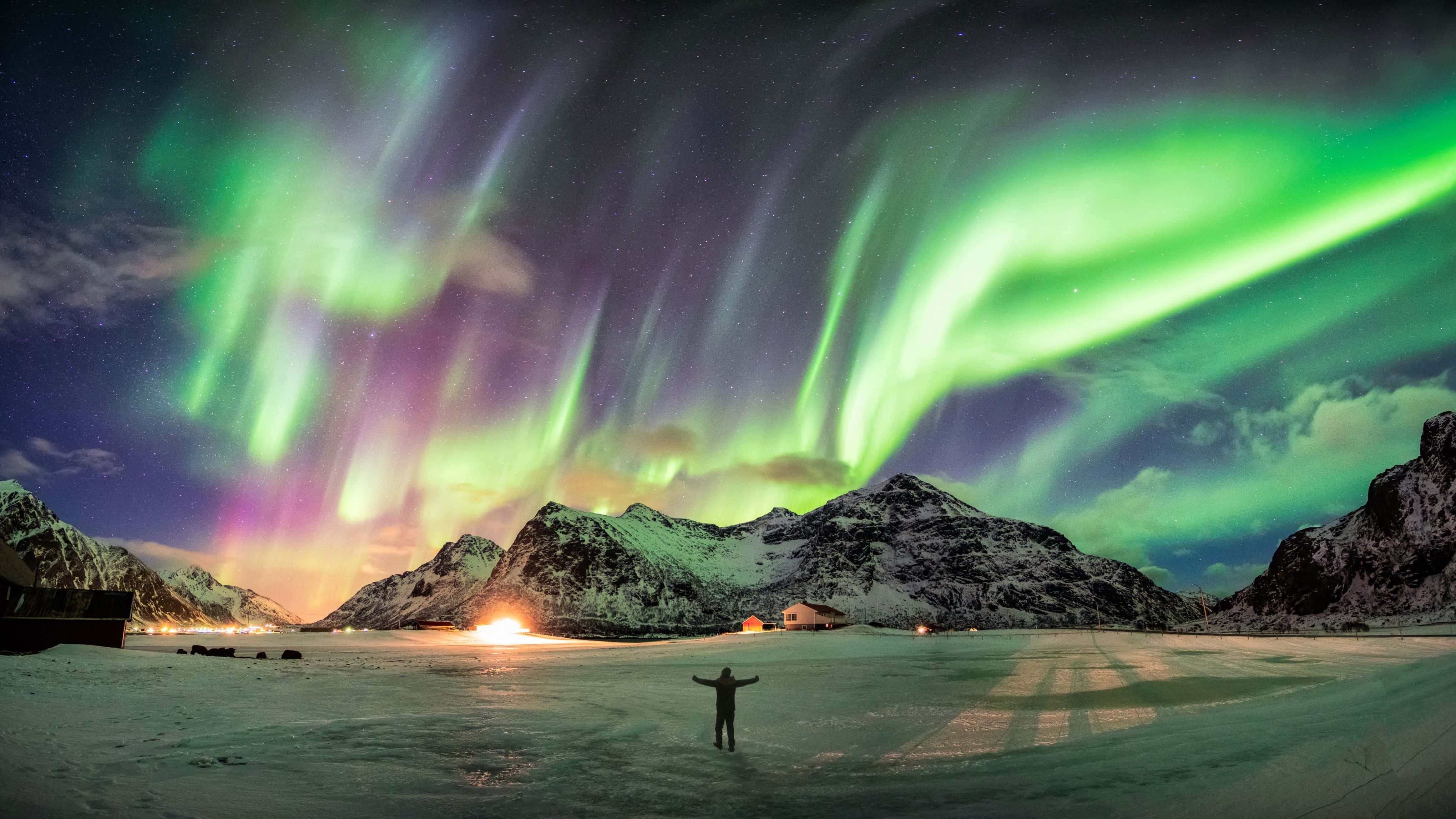 Norveç Aurora Borealis 4K Monitör Duvar Kağıdı