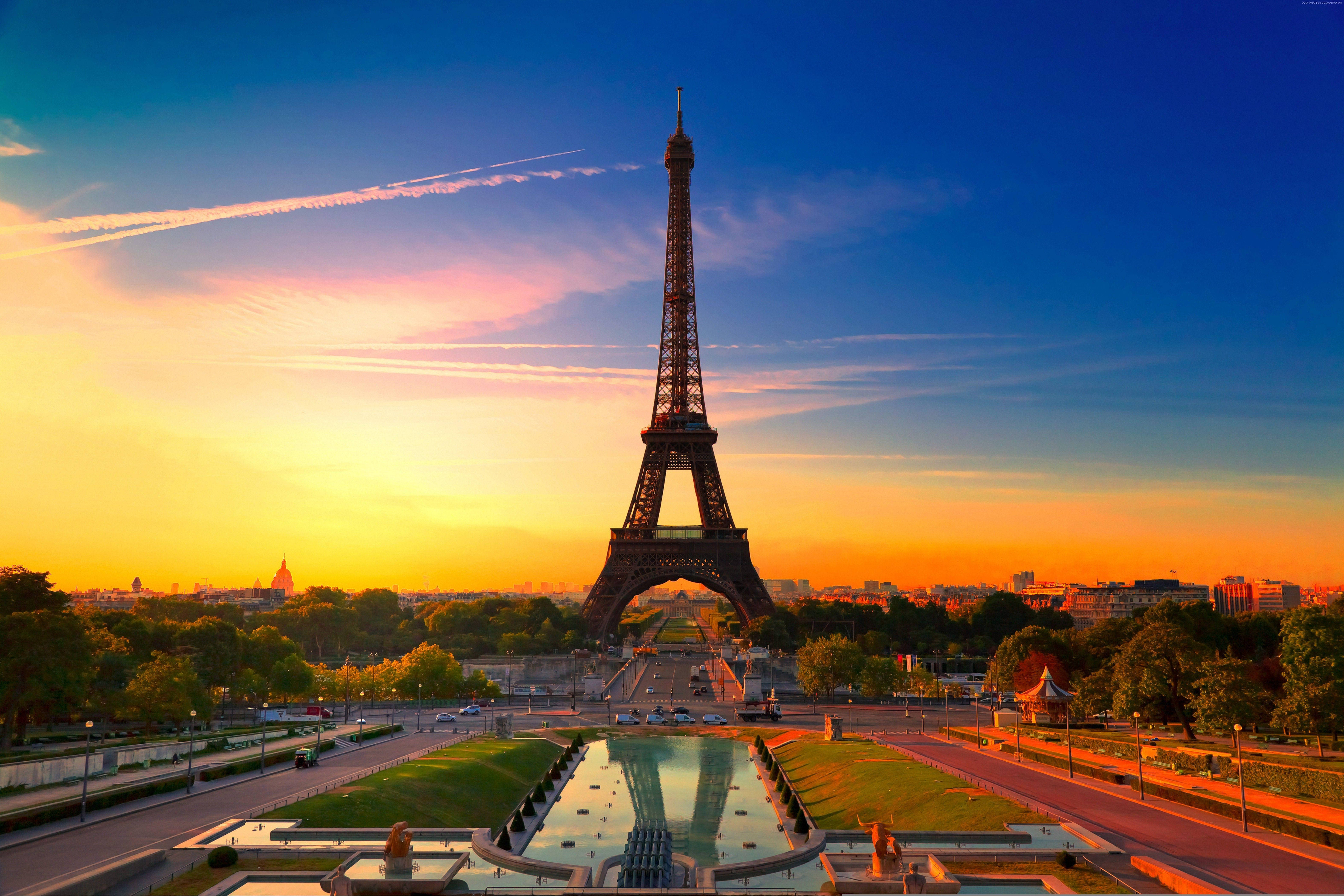 Paris Eyfel Kulesi'nde Gün Batımı Duvar Kağıdı