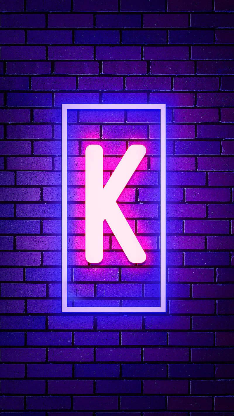 Parlayan Neon K Harfi İsmi Duvar Kağıdı
