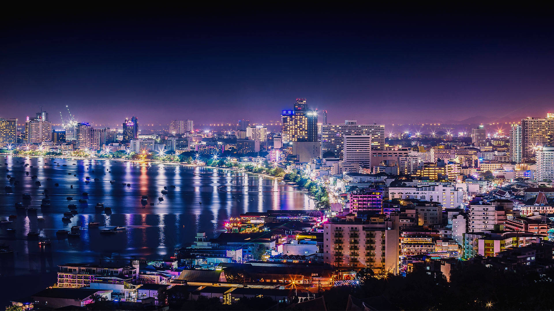 Pattaya Şehir Işıkları Duvar Kağıdı