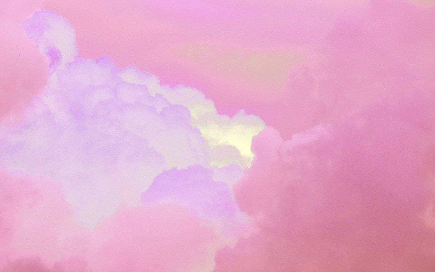 Pembe bulutlu masaüstü duvar kağıdı — Pastel estetik GIF Duvar Kağıdı