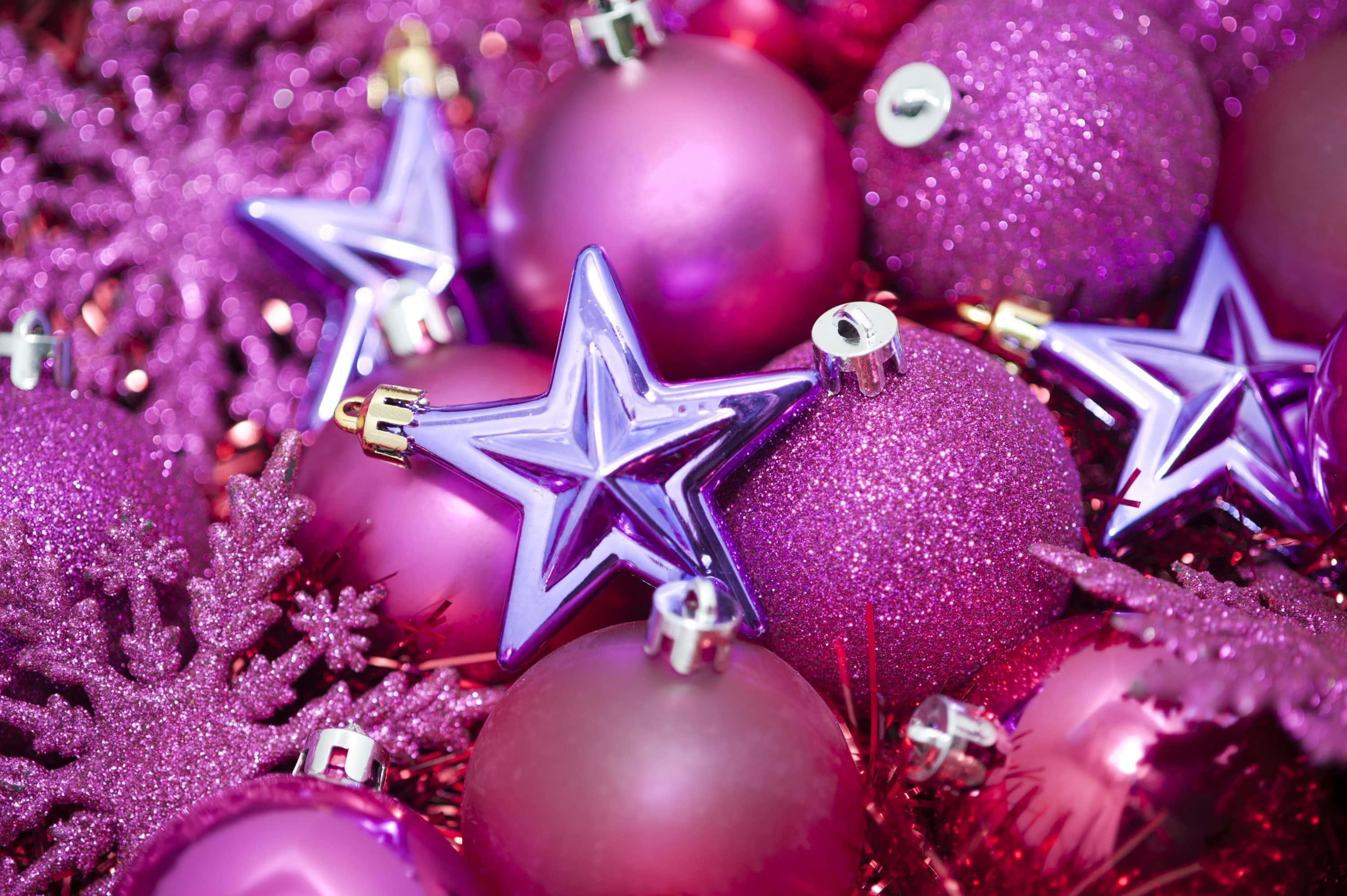 Pembe Kız Gibi Noel Topları Duvar Kağıdı