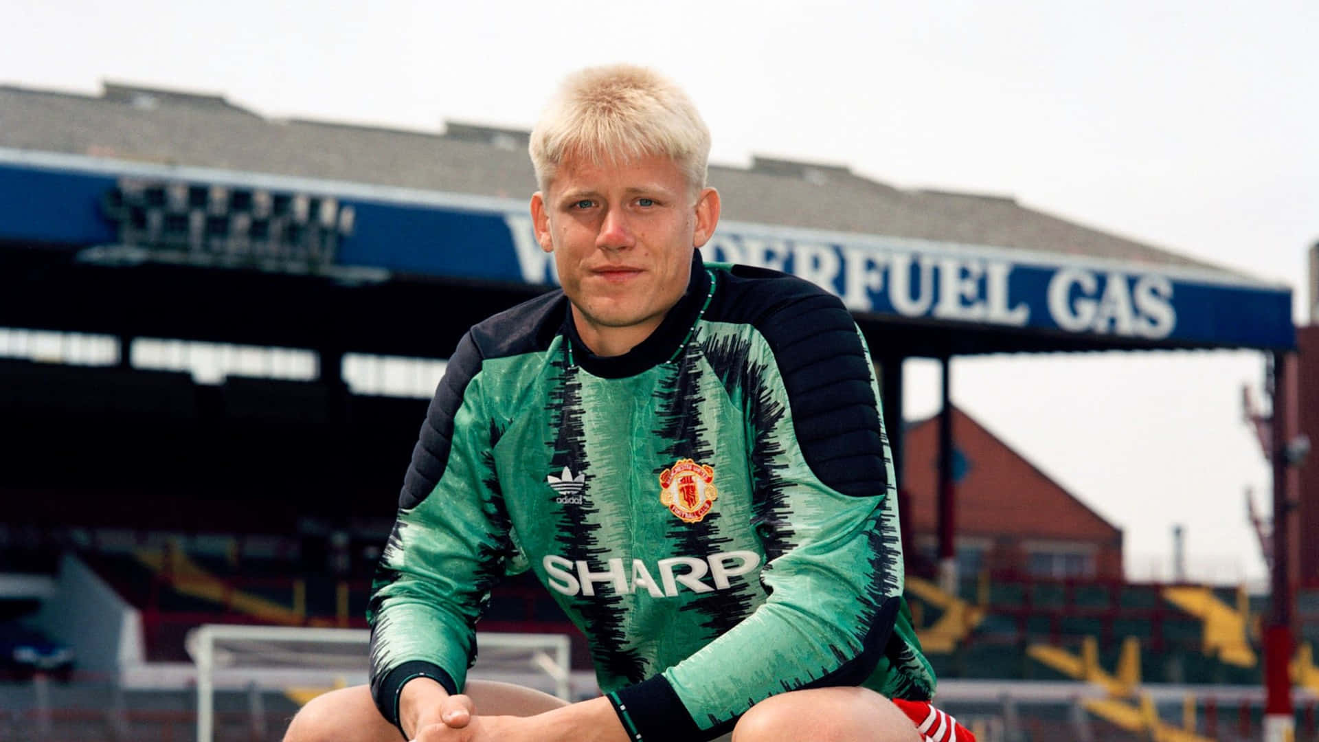 Peter Schmeichel Gençlik Fotoğrafı Duvar Kağıdı