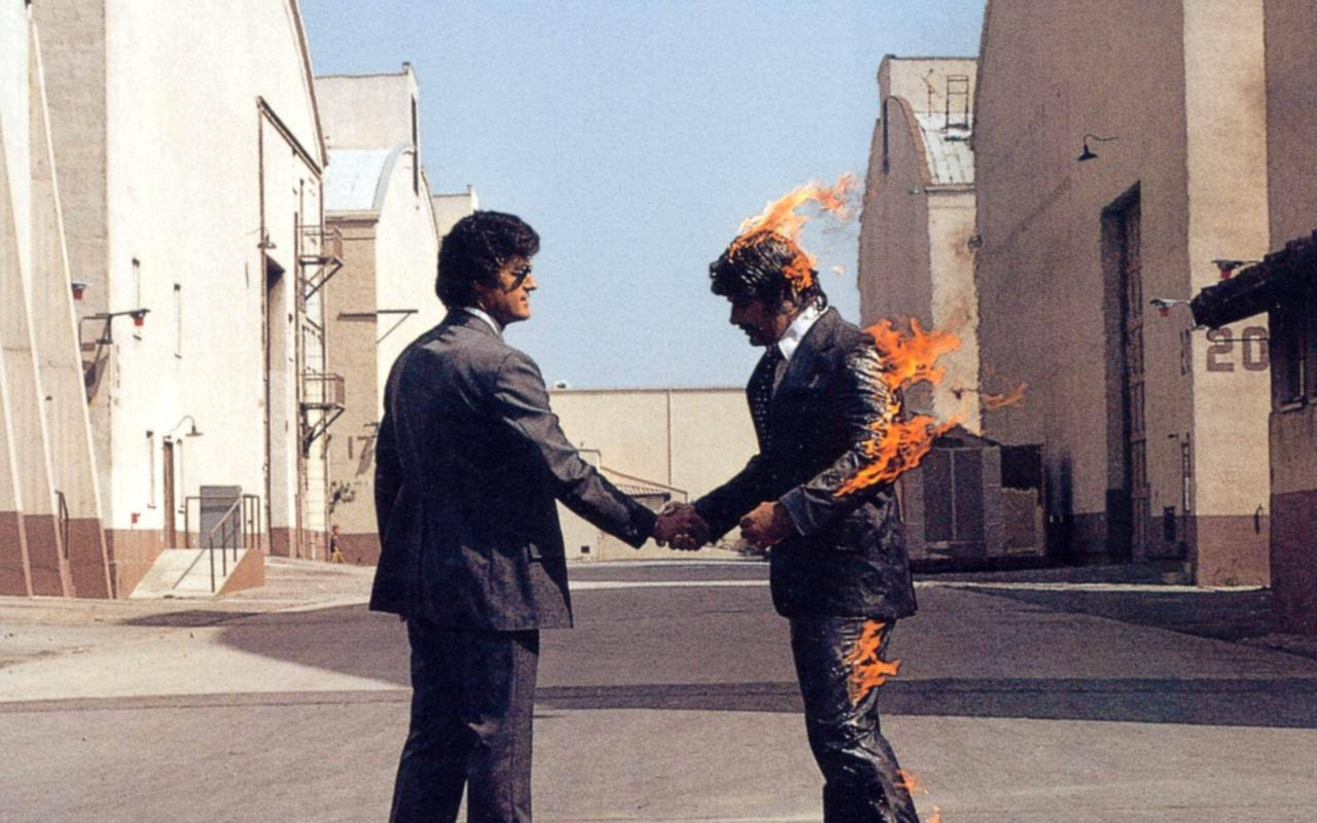 Pink Floyd 4K Wish You Were Here Kapak Duvar Kağıdı