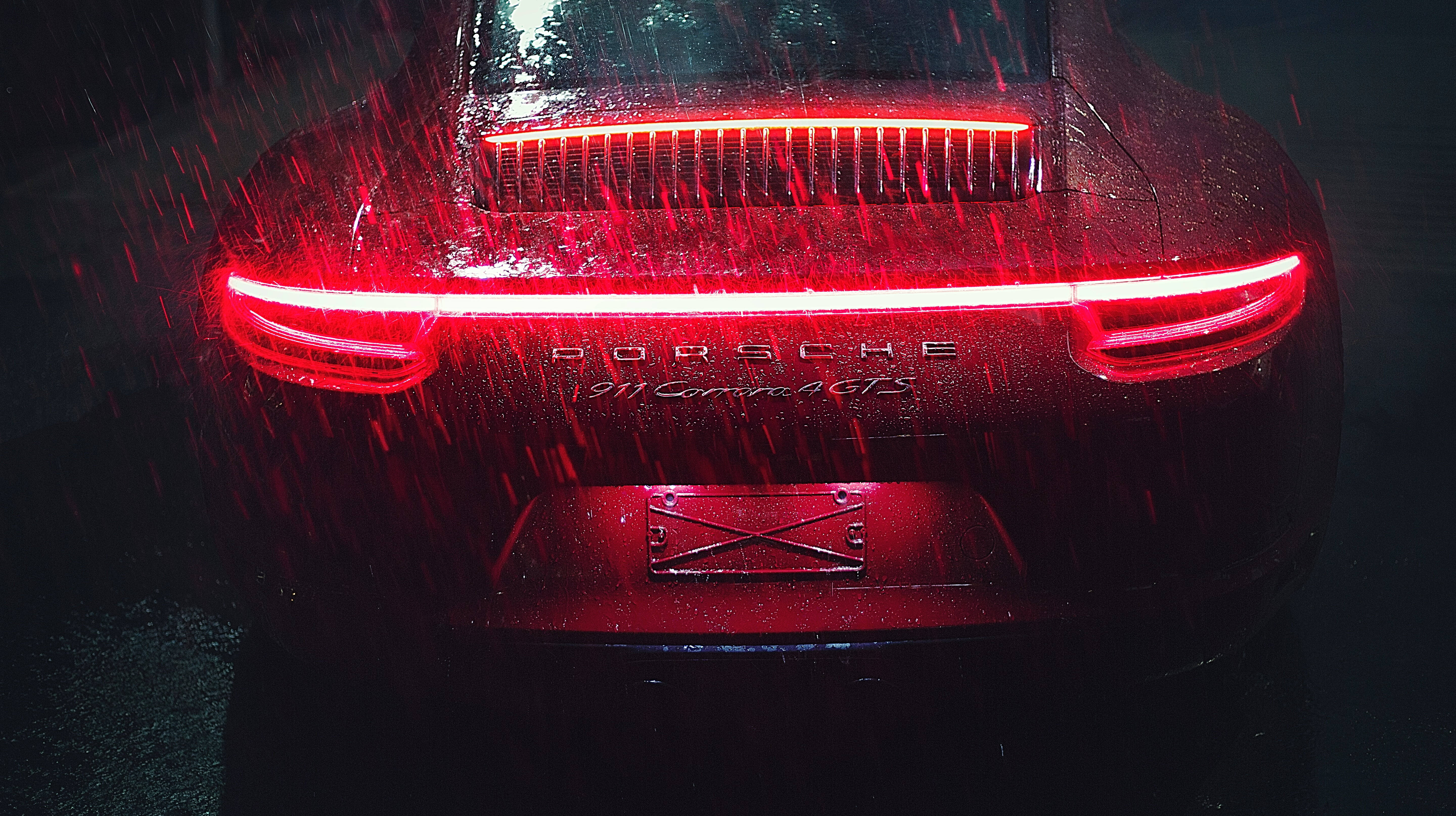 Porsche En Güzel Yağmur Arabası Duvar Kağıdı