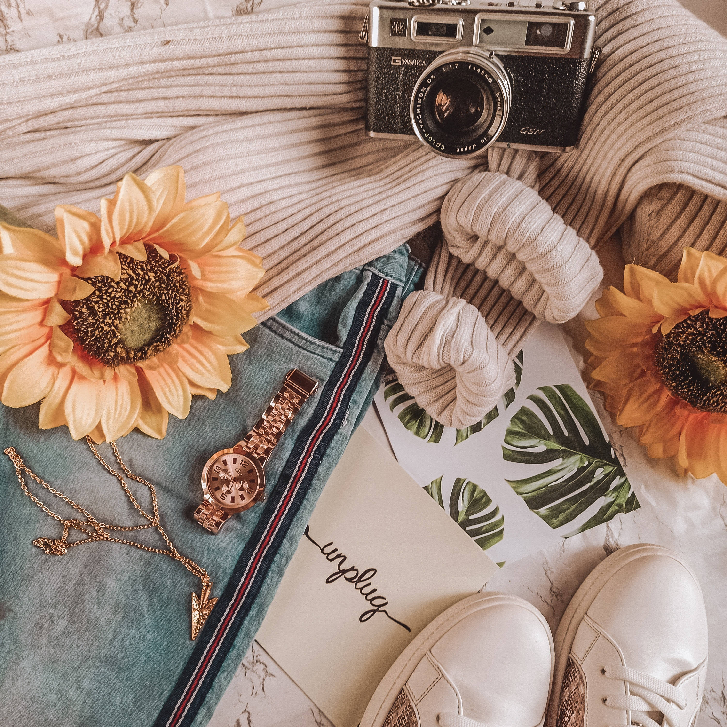 Preppy Estetik Ayçiçekleri Duvar Kağıdı