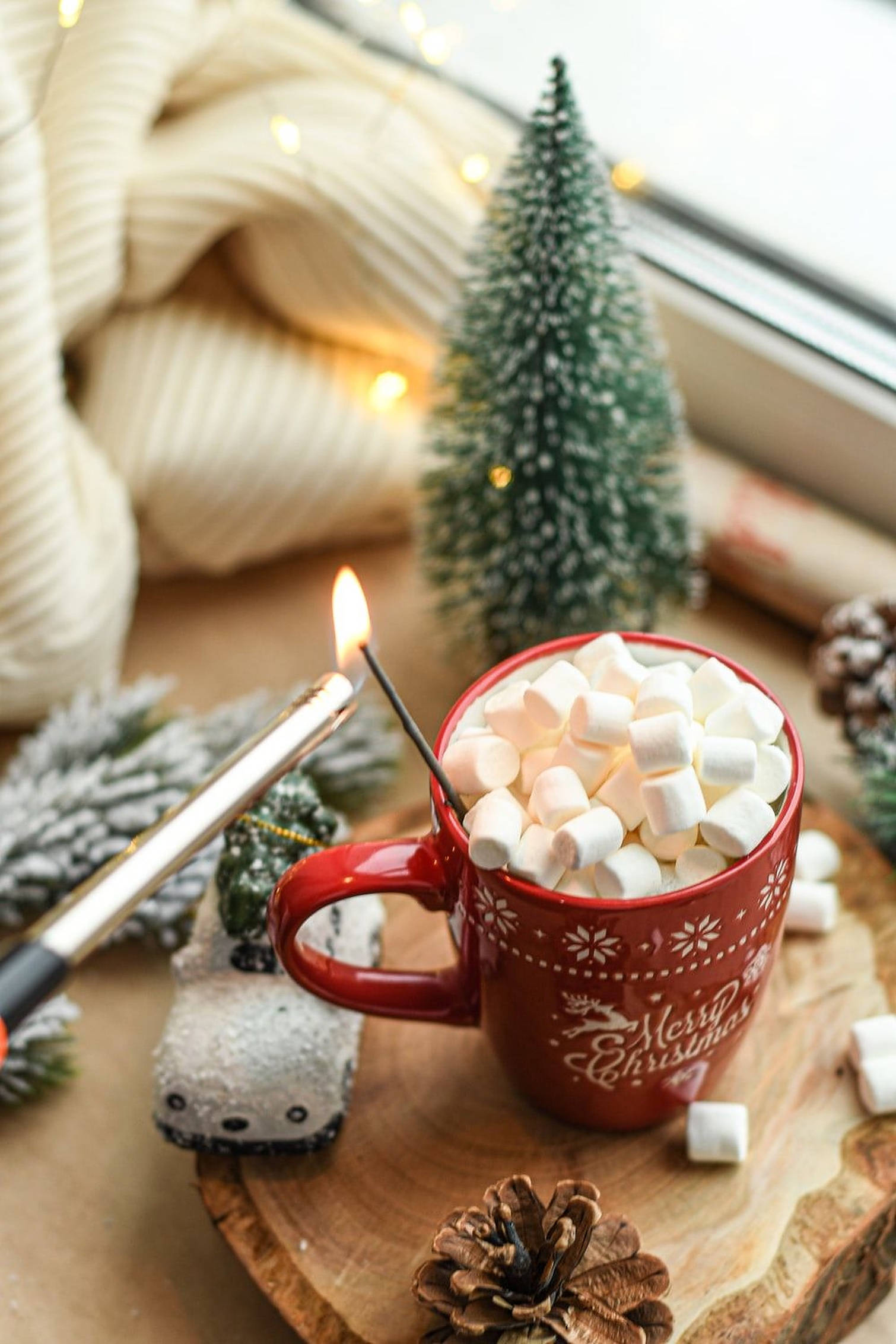 Rahatlatıcı Noel Estetiği Marshmallow İçeceği Duvar Kağıdı