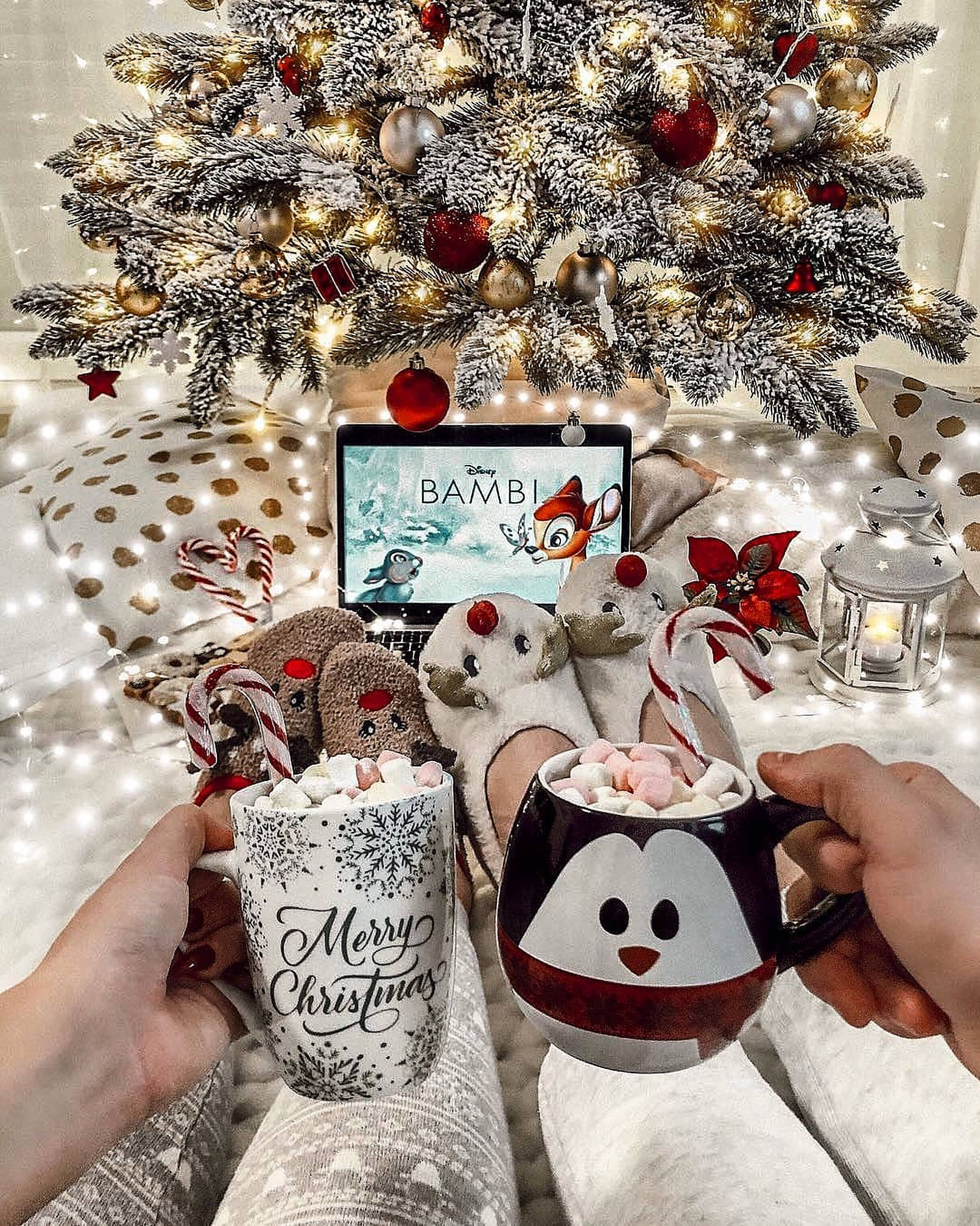 Rahatlaticı Noel Estetiği Ren Geyiği Çorapları Duvar Kağıdı