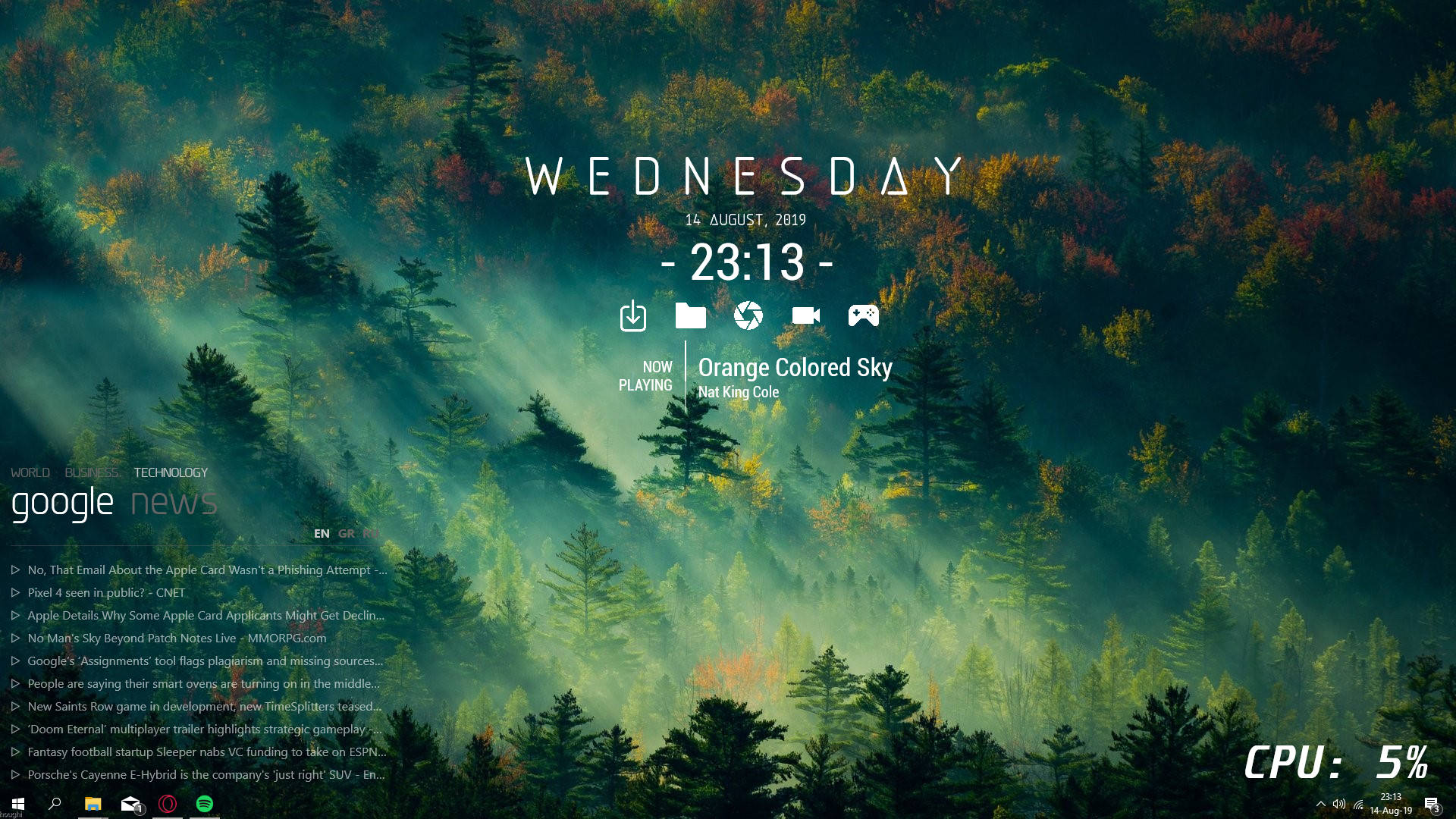 Rainmeter Teması Gösteren Güzel Bir Orman