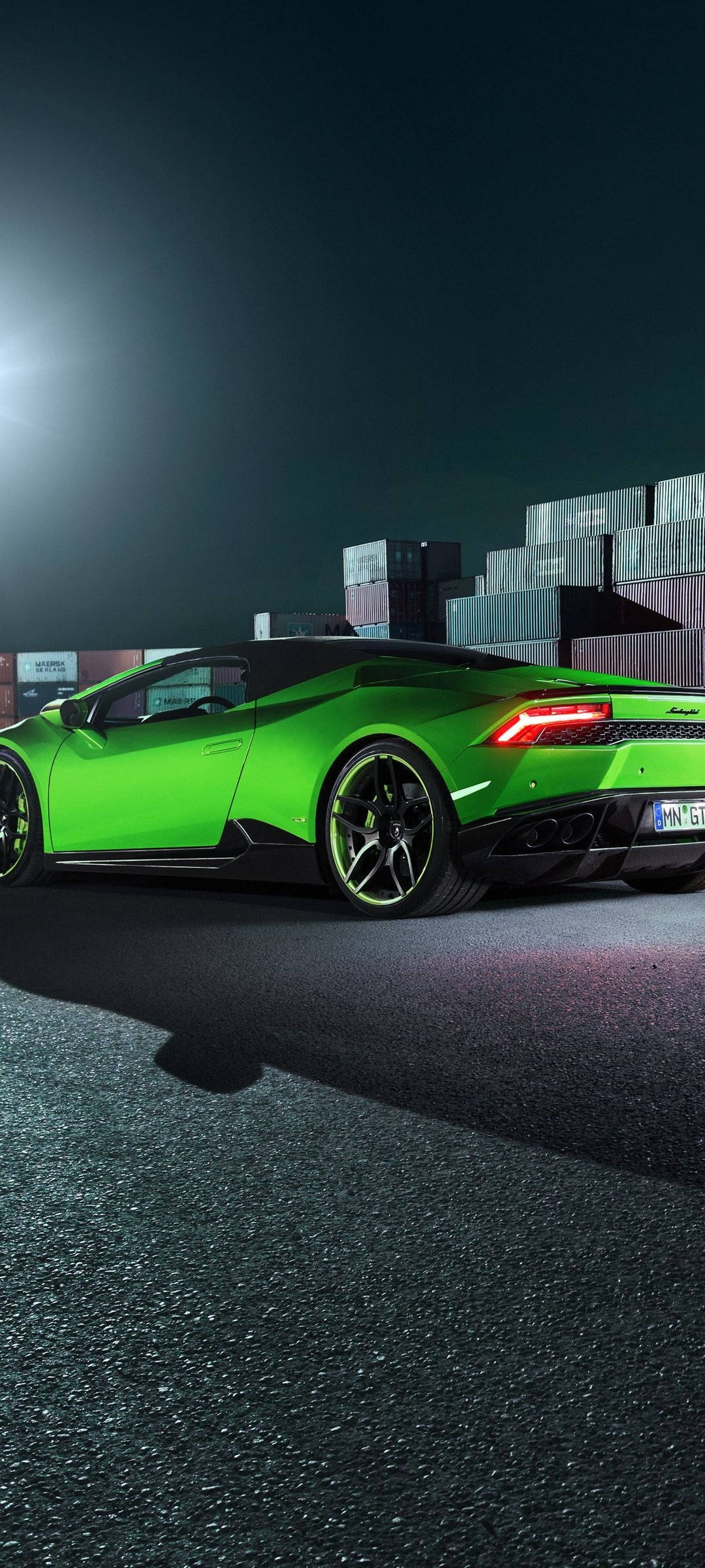Redmi Note 10 Yeşil Lamborghini Huracán Duvar Kağıdı